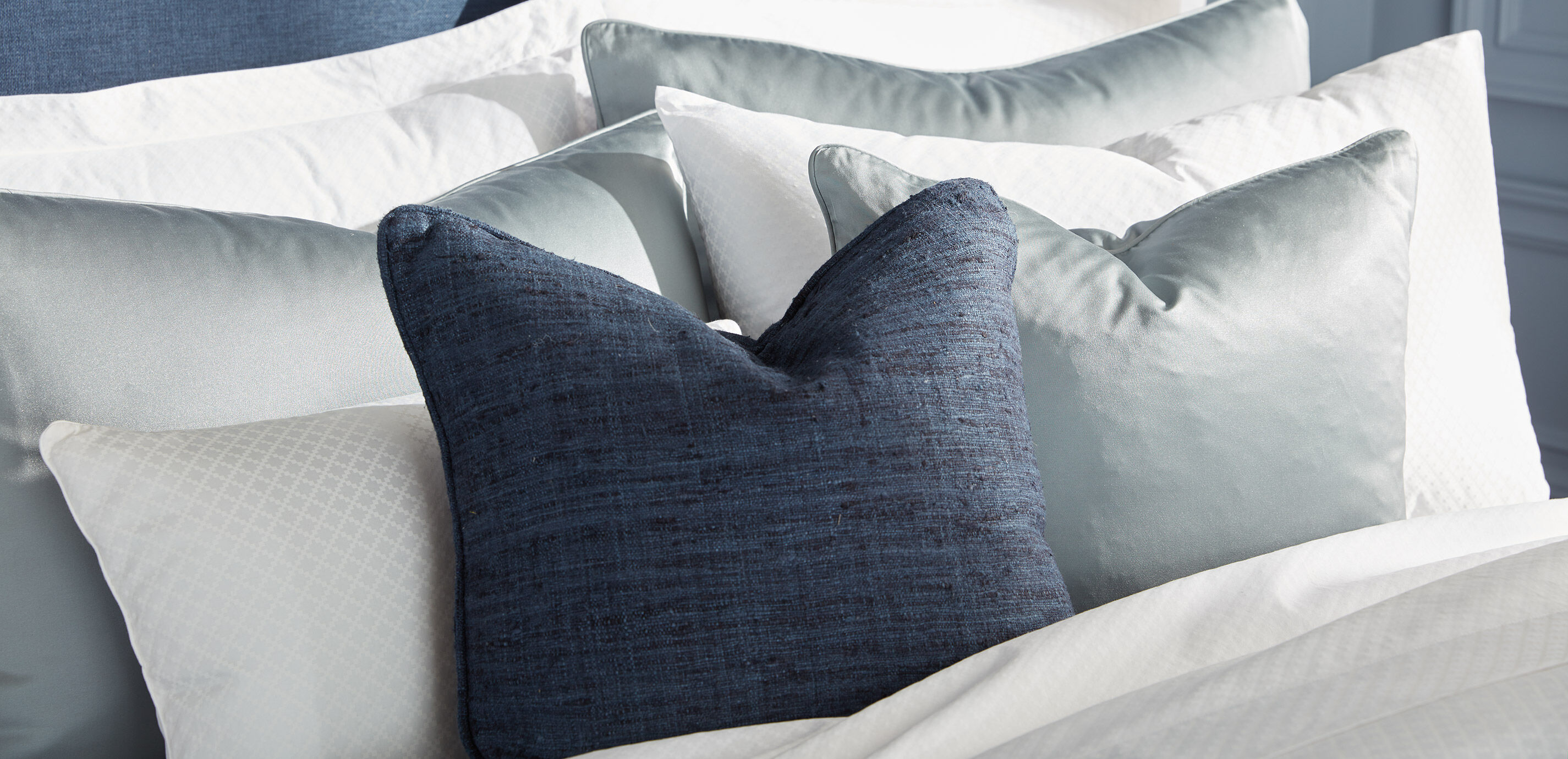 Salena Solid Duvet Cover and Shams, Mist Blue_3