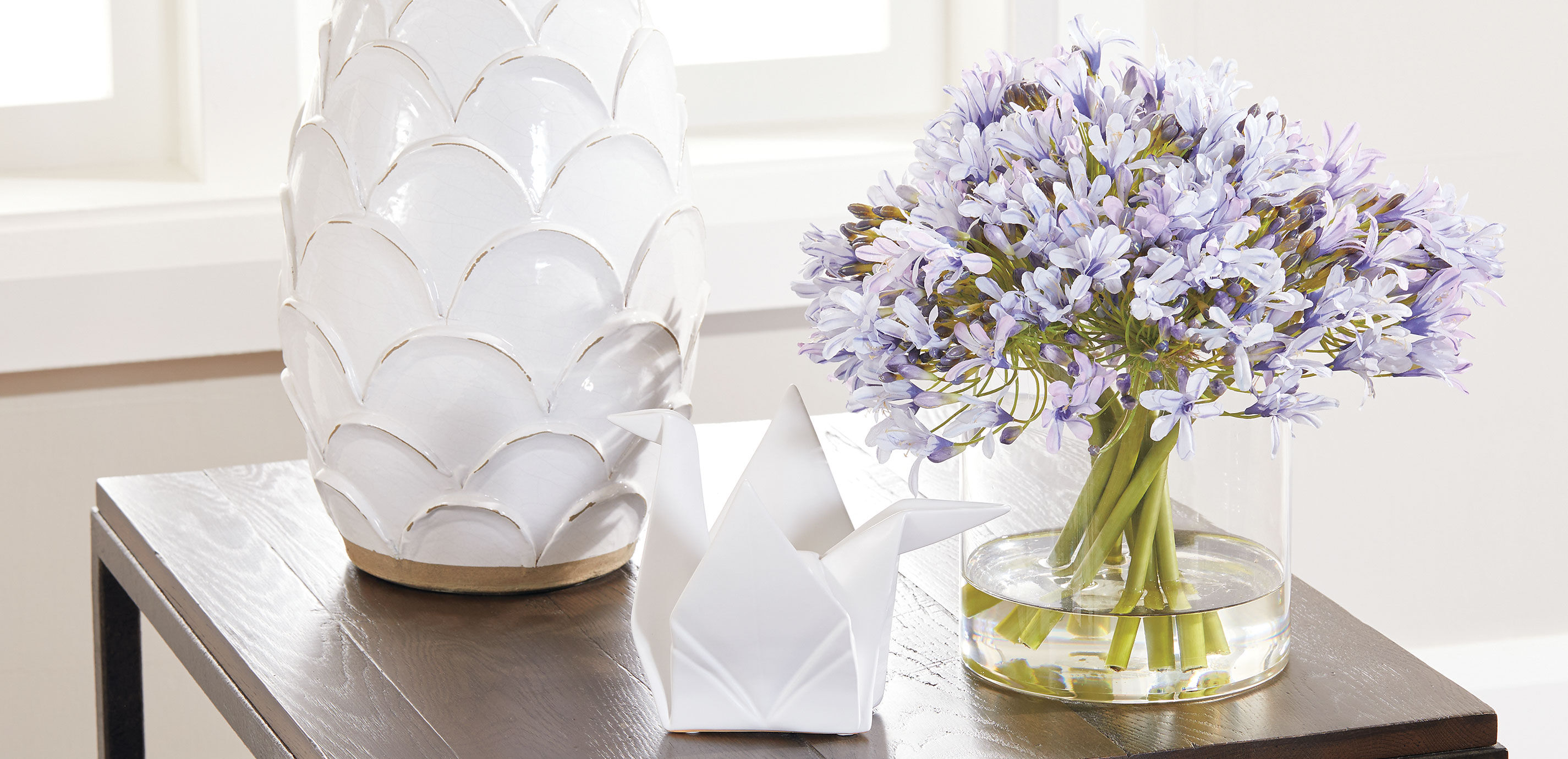 Blue Agapanthus Bouquet in Cylinder Vase_6