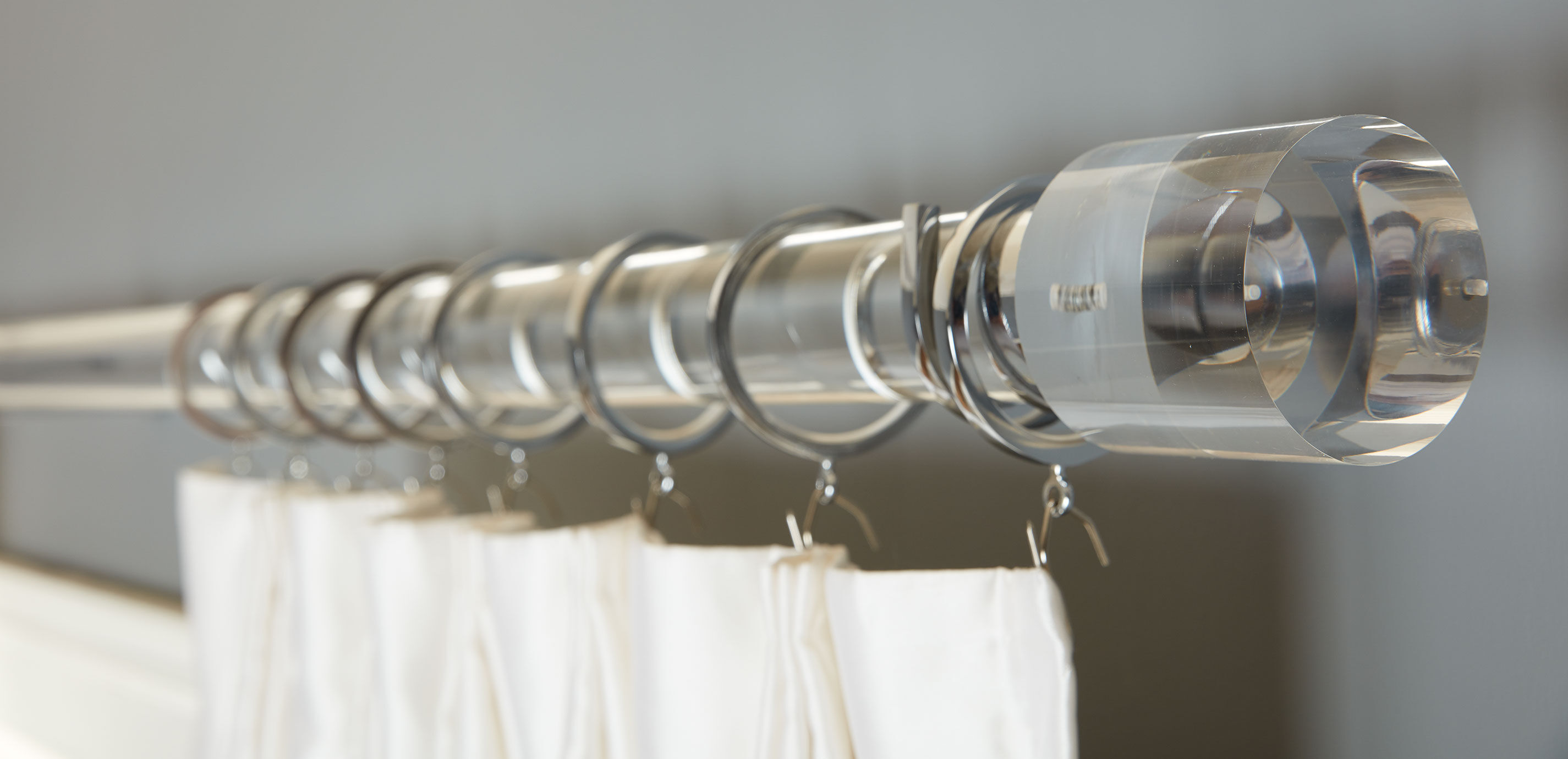 Acrylic Drapery Hardware Set with Cylinder Finial_1