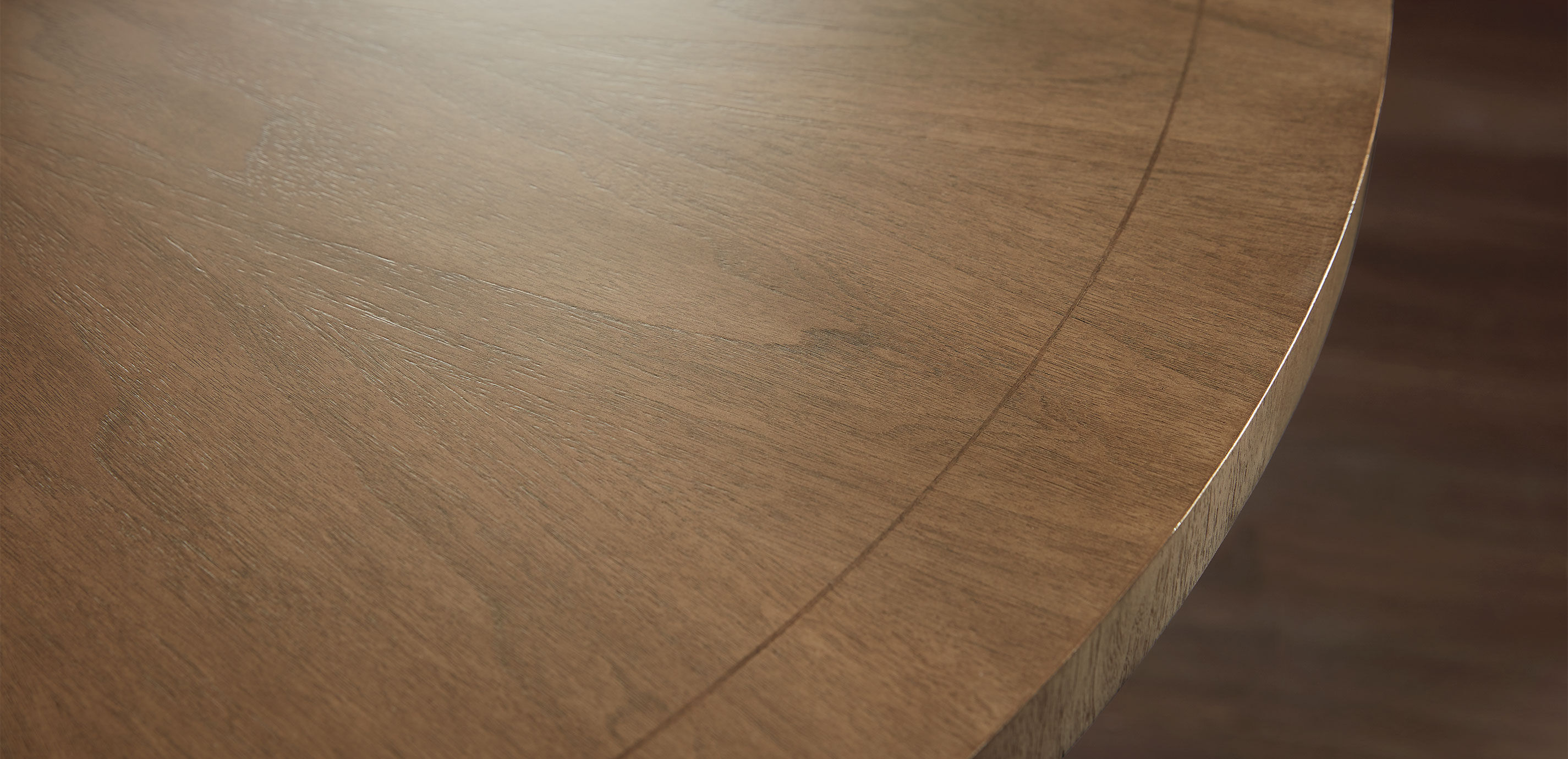 Evansview Round Dining Table_8