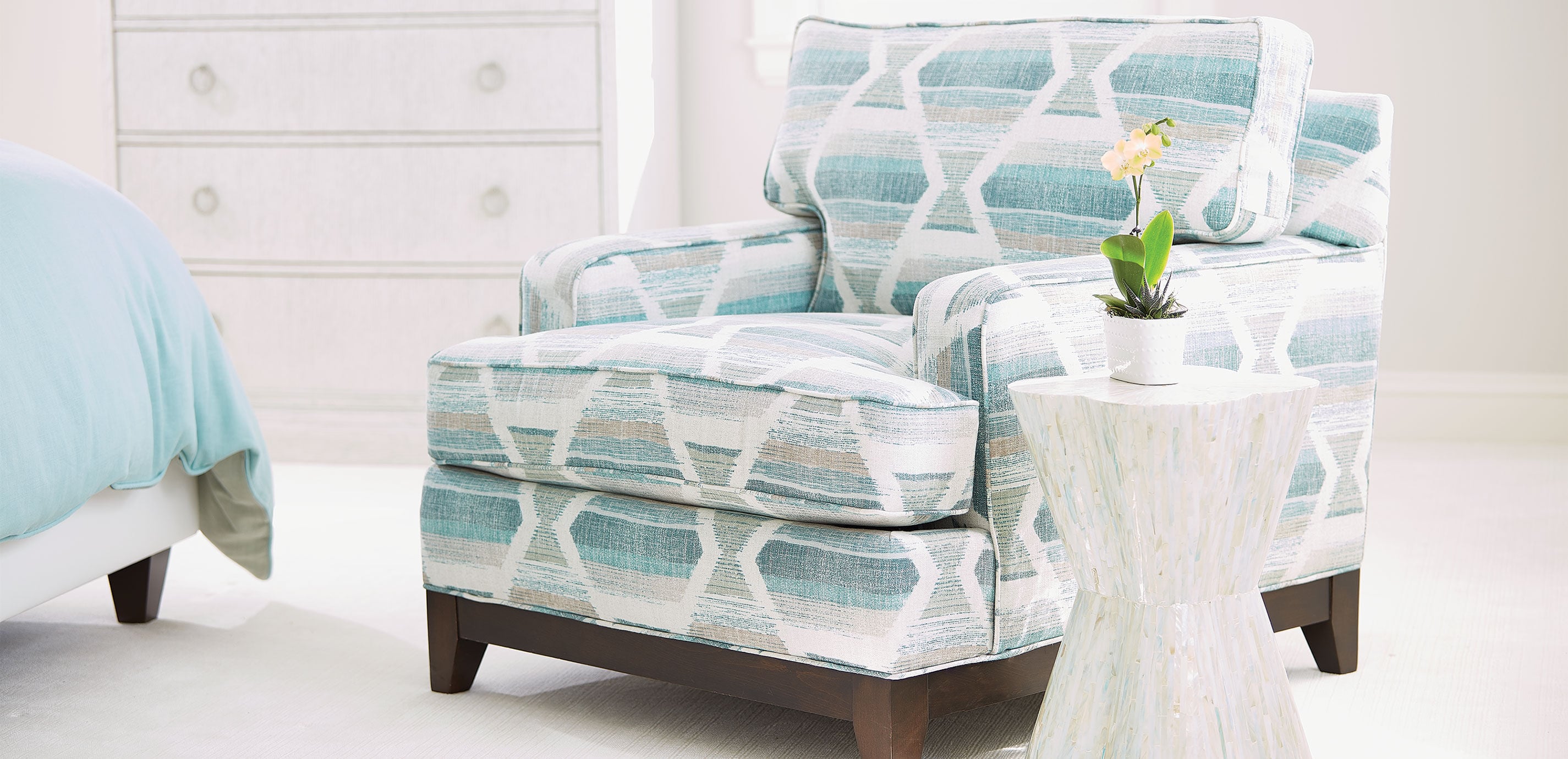 ETHAN ALLEN イーサン アーレン アームチェア Arcata Chair | Deep Seat Chair | Ethan Allen