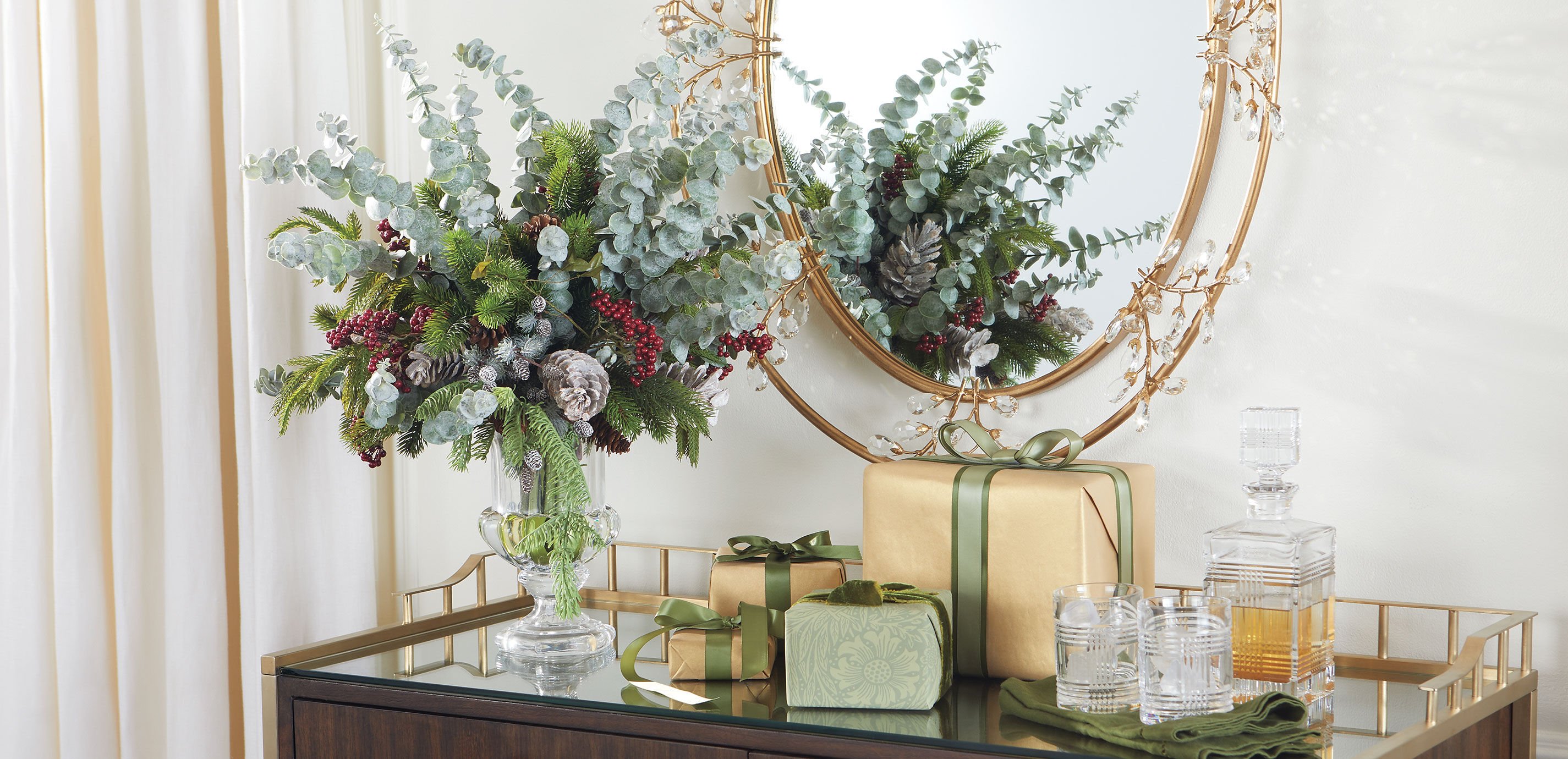 Evergreen & Eucalyptus Holiday Centerpiece_3