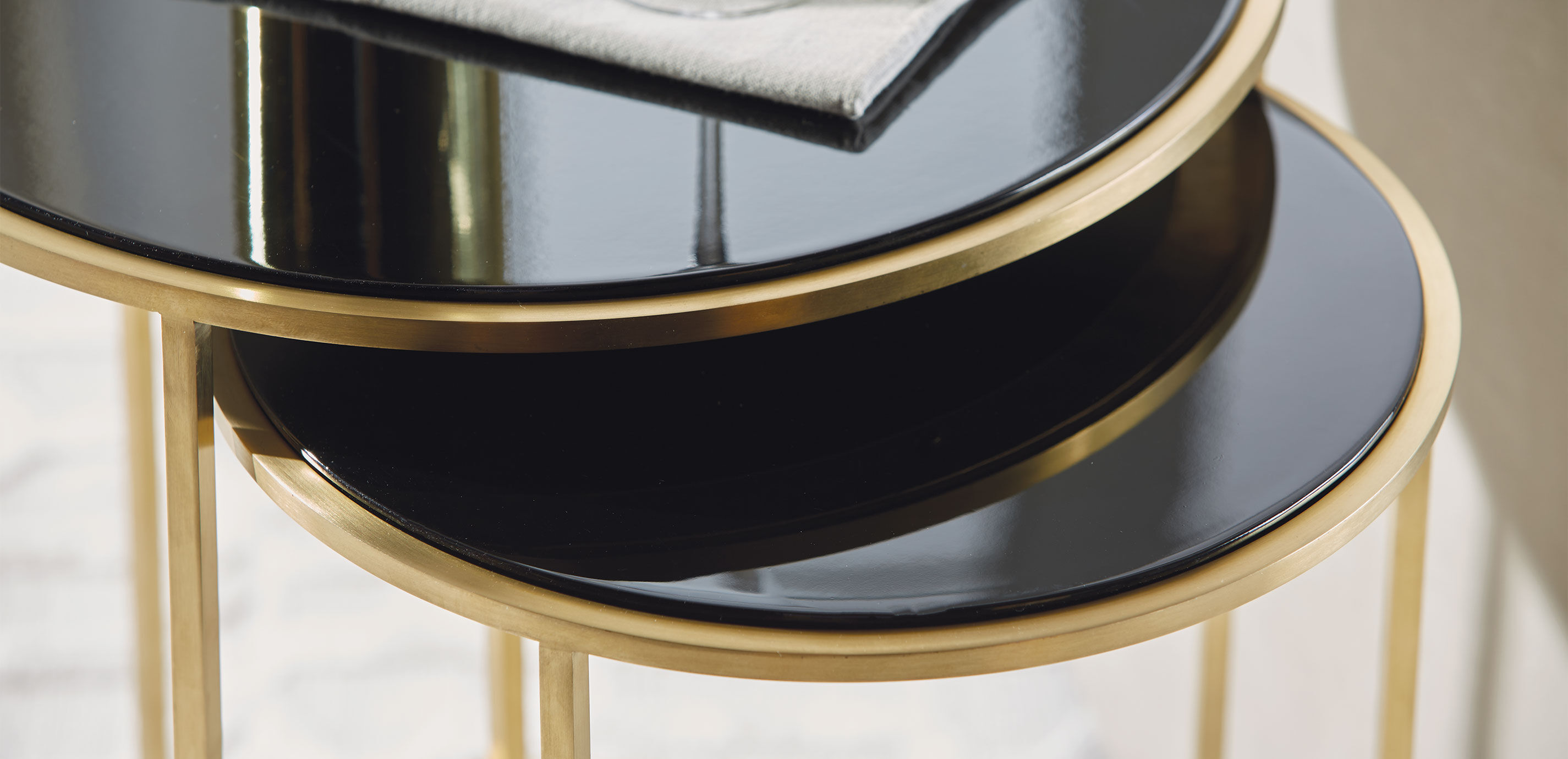 Nayeli Round Nesting Tables_3