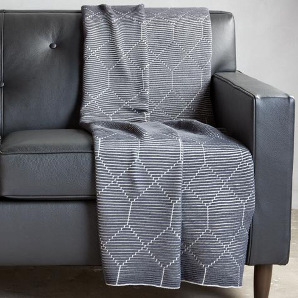 Hexagon Throw
