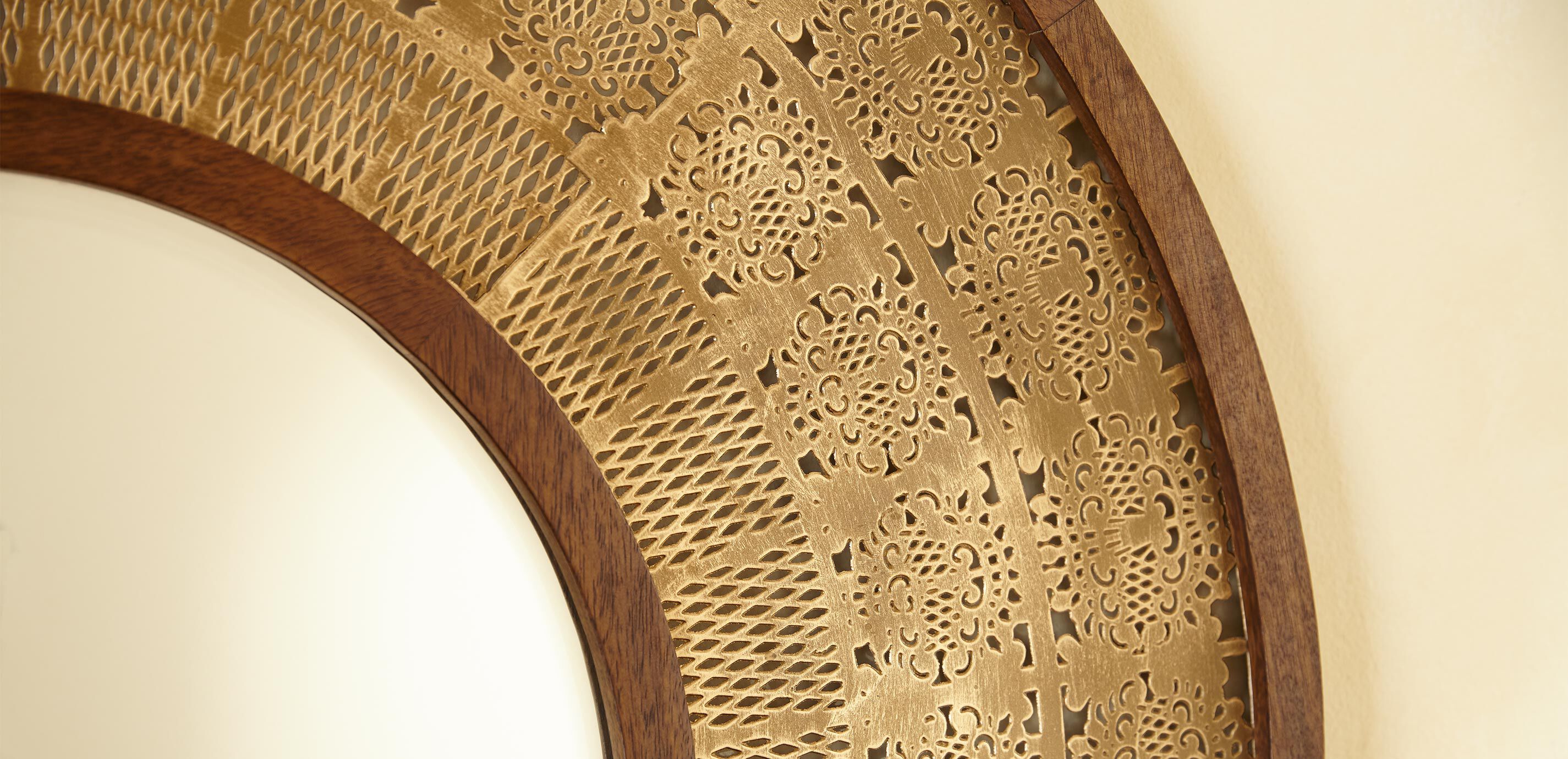 Aurora Lace Mirror_5