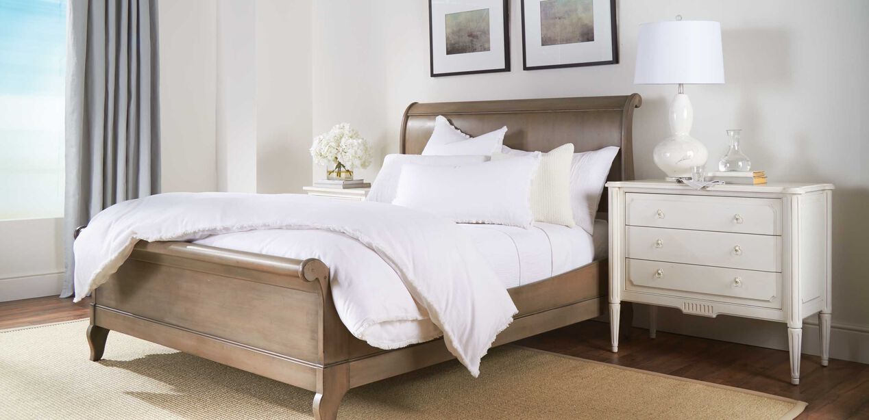 Ethan Allen Sleigh Bed