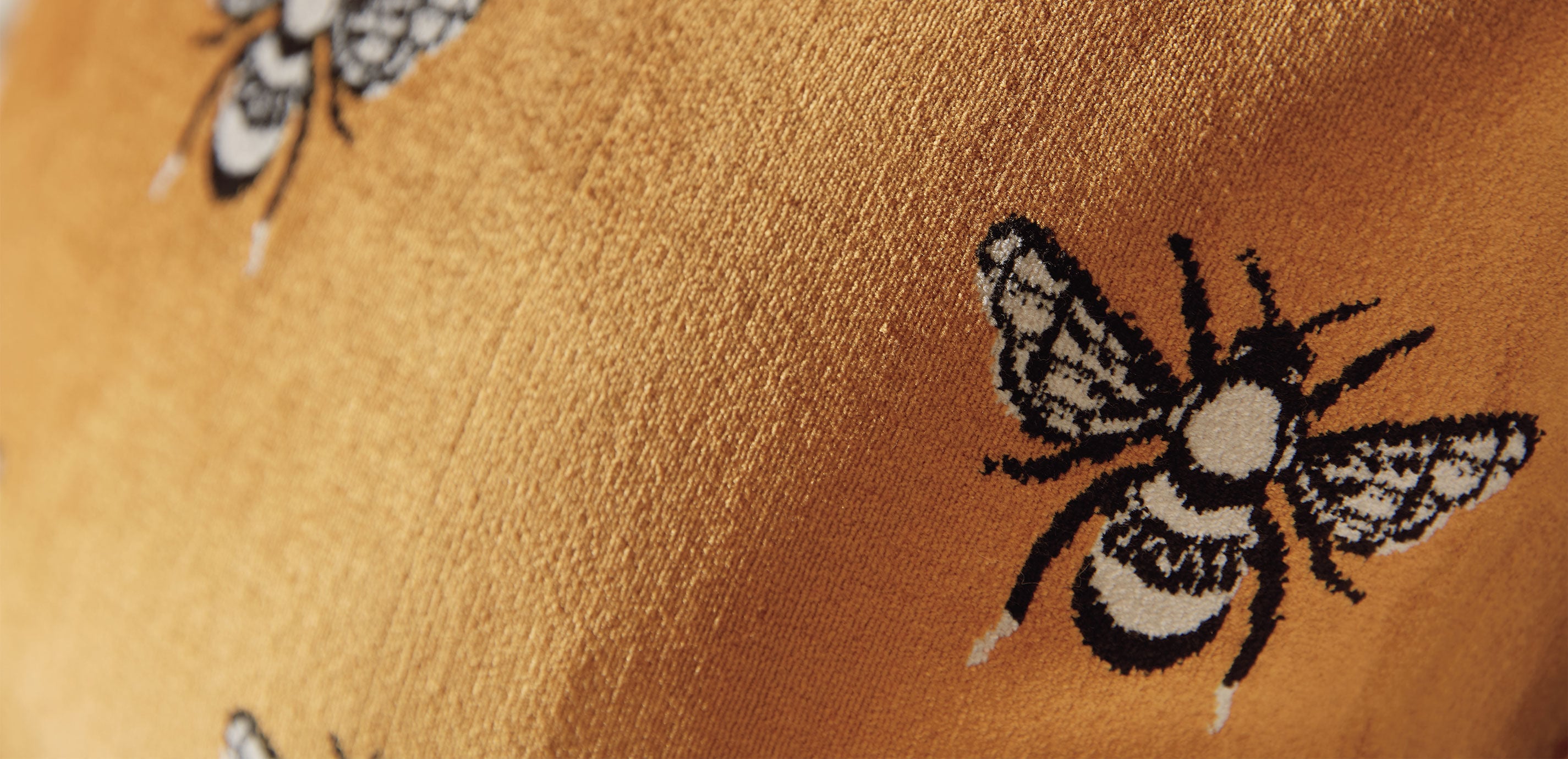 Velvet Bee Pillow_2