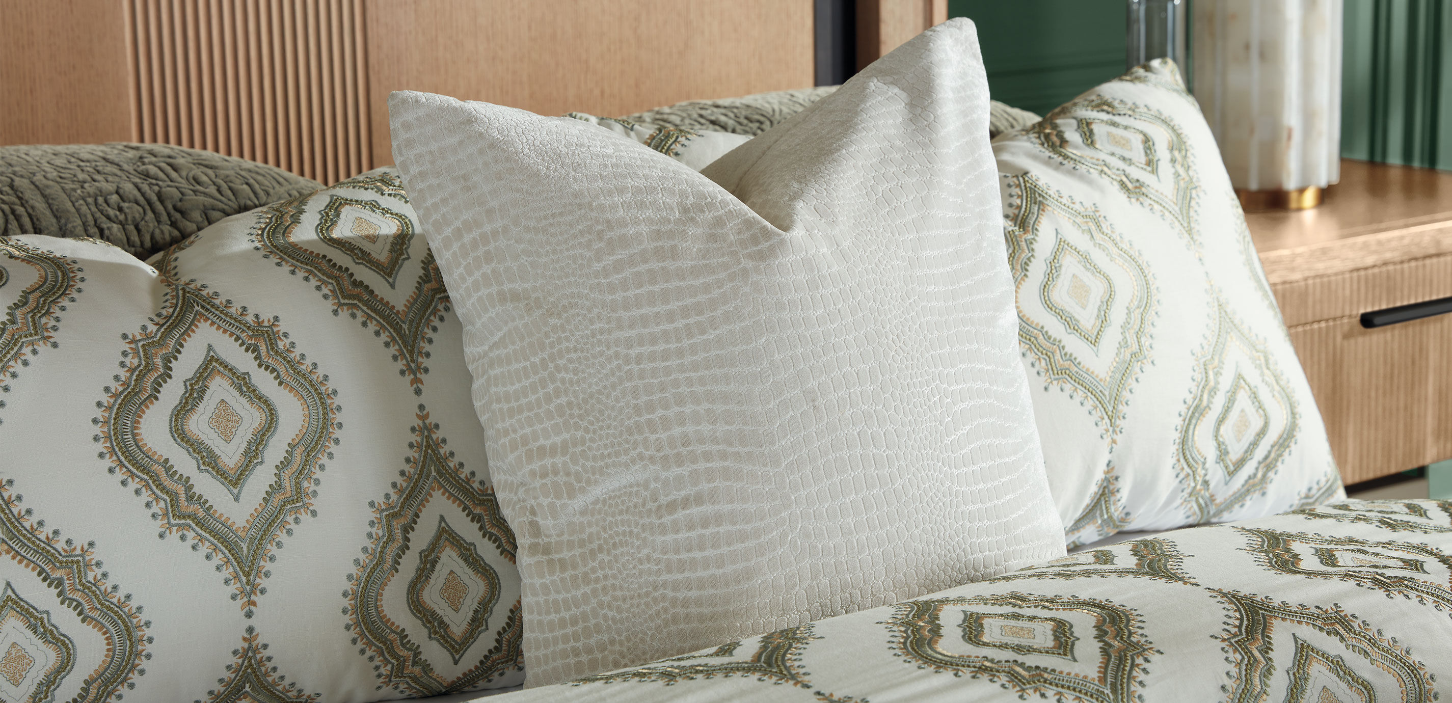 Embossed Velvet Pillow, Taupe_2