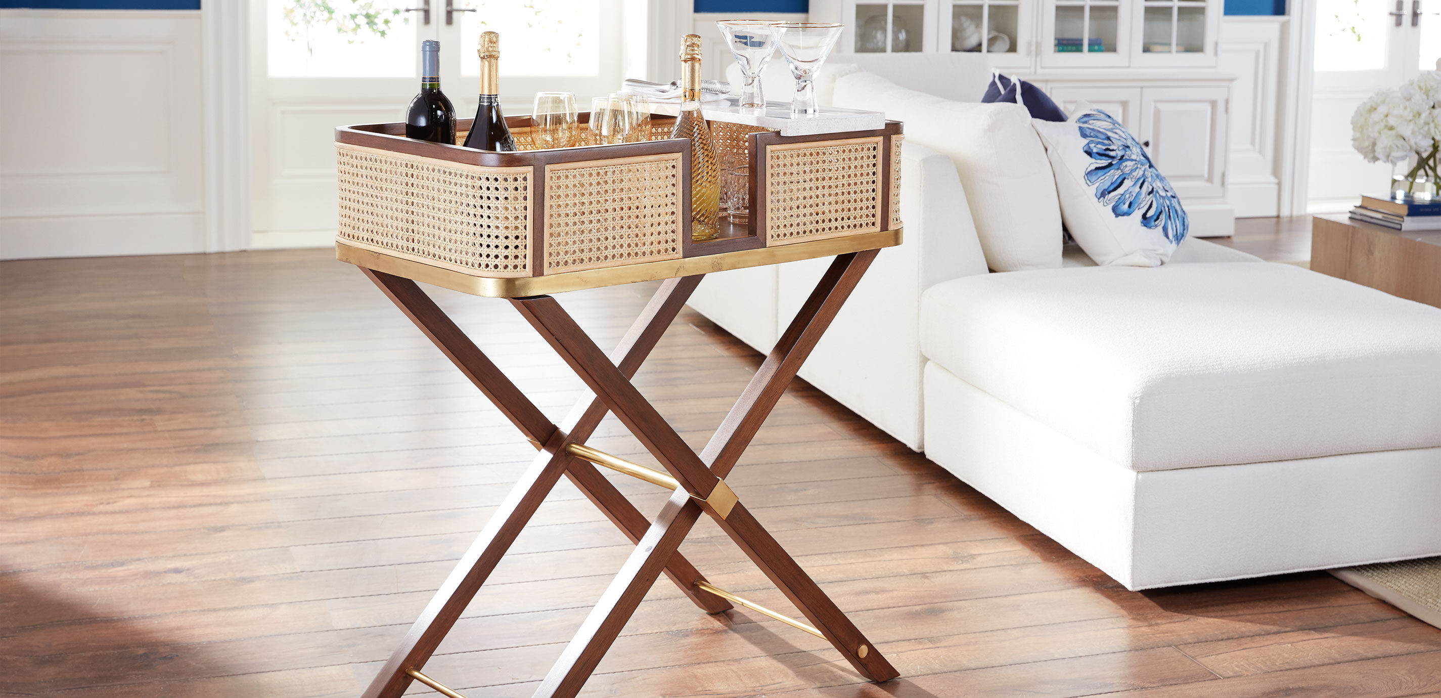 Bar stand deals furniture
