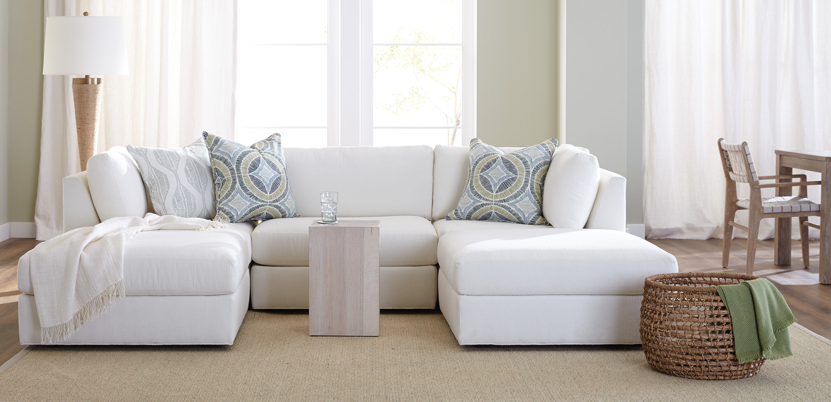 Daydreamer Modular Five-Piece Sectional_5