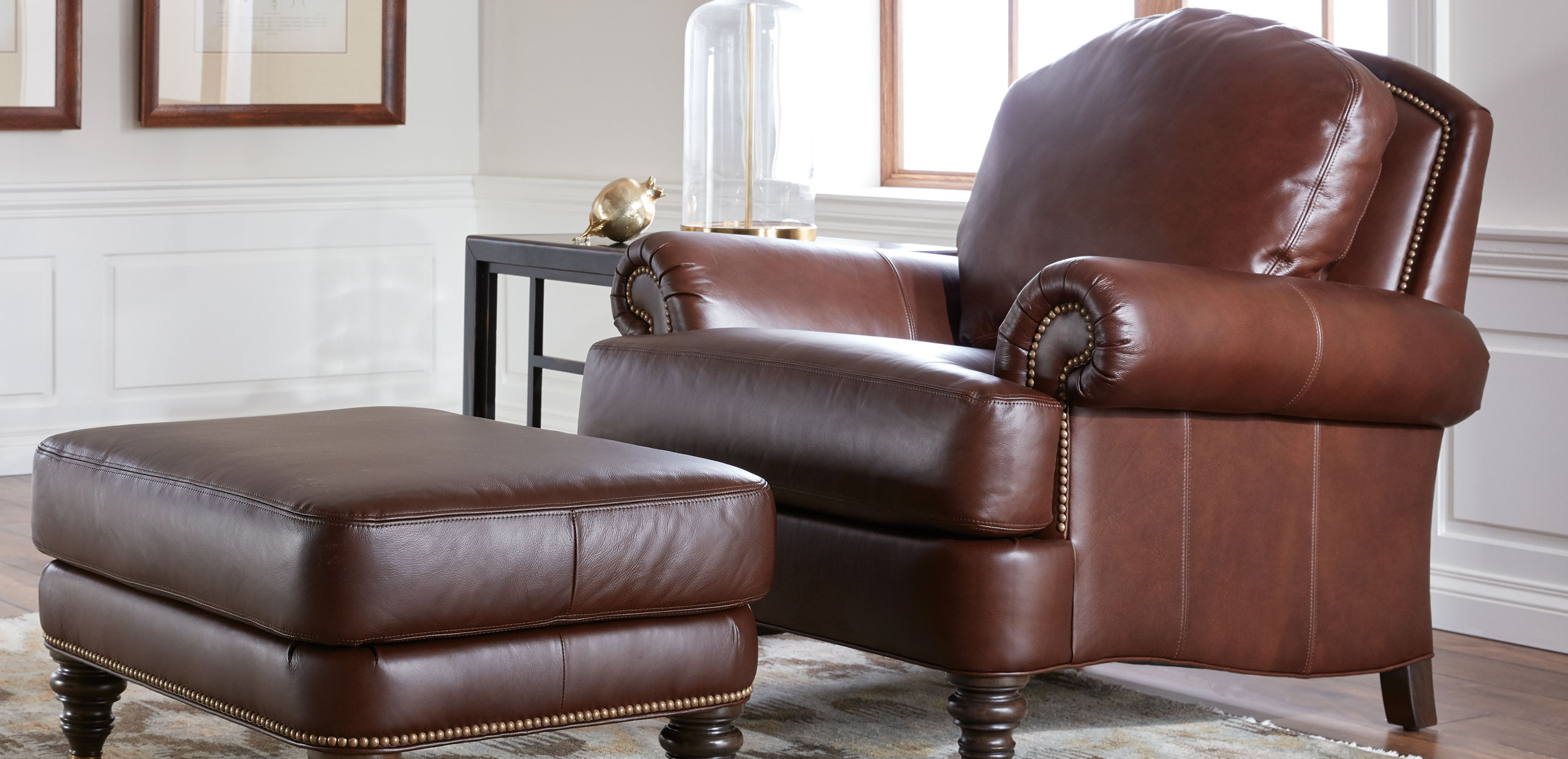 Hyde Leather Chair_2