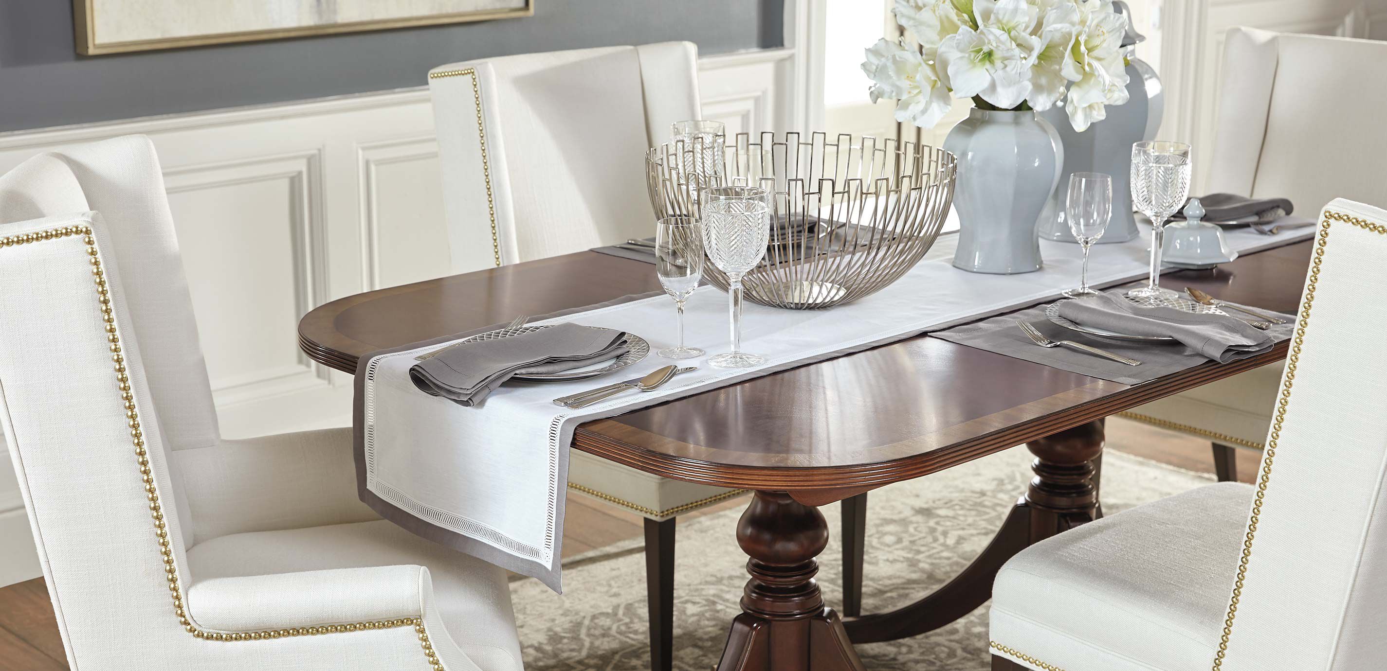 Abbott Dining Table_10