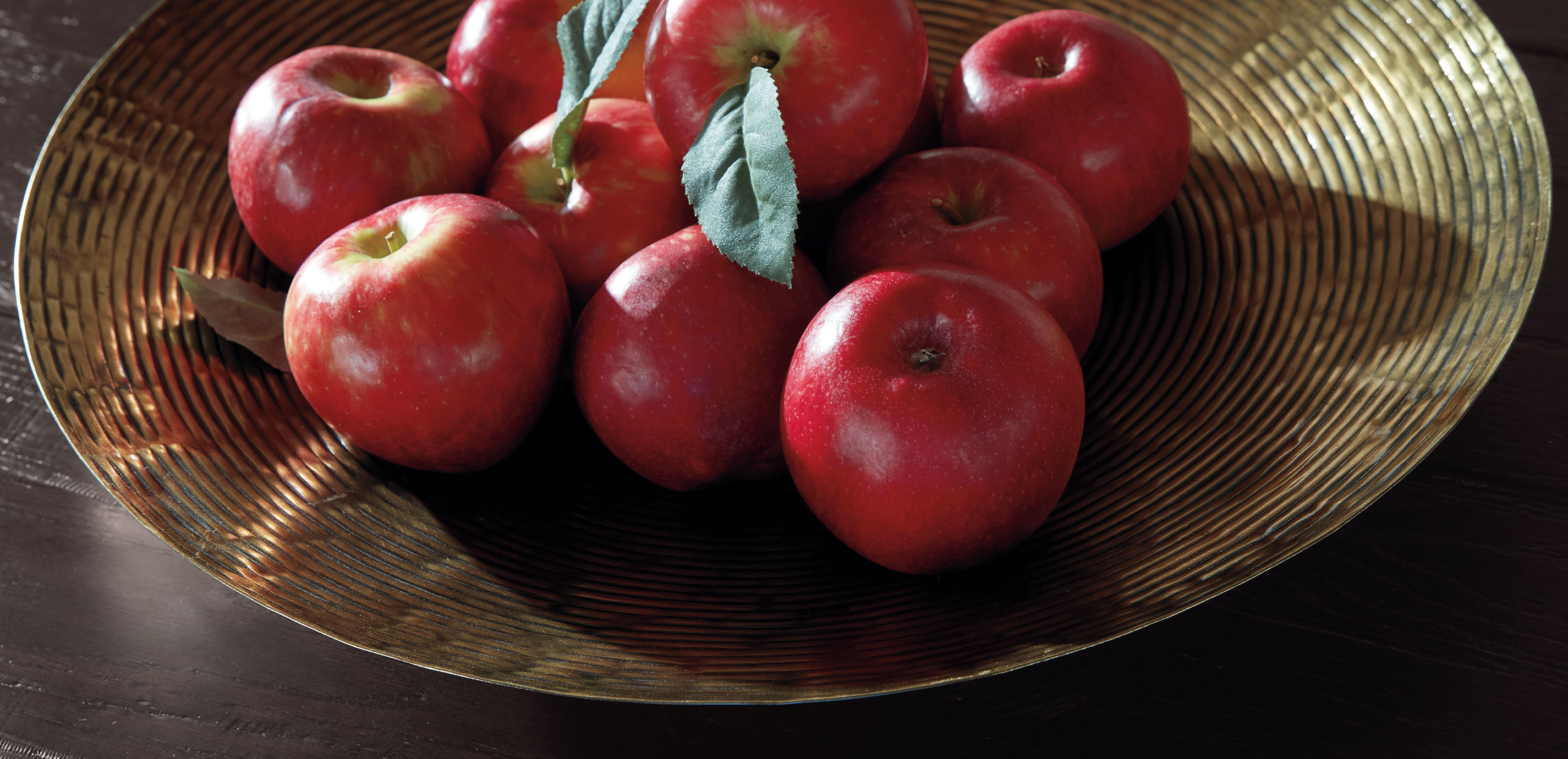 Anisa Ribbed Low Metal Bowl_4