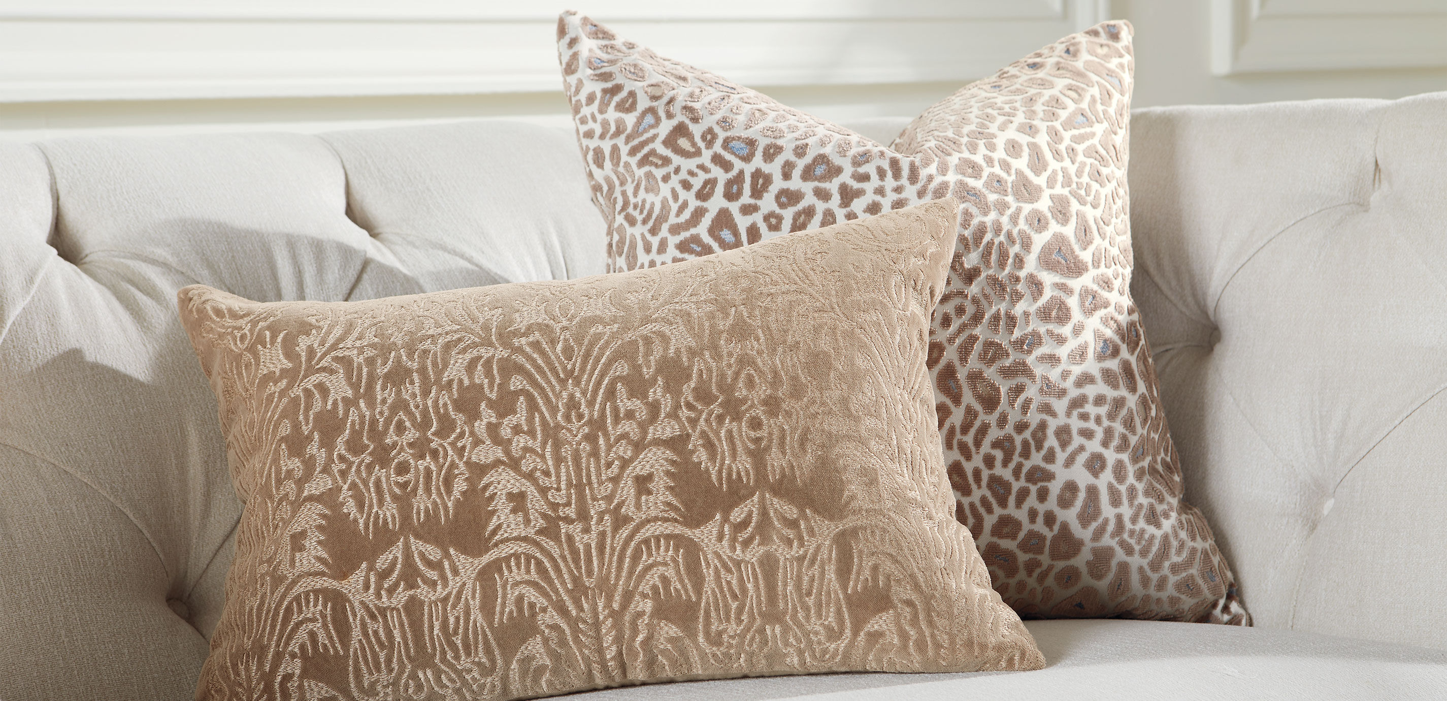 Leopard Cut-Velvet Pillow_4