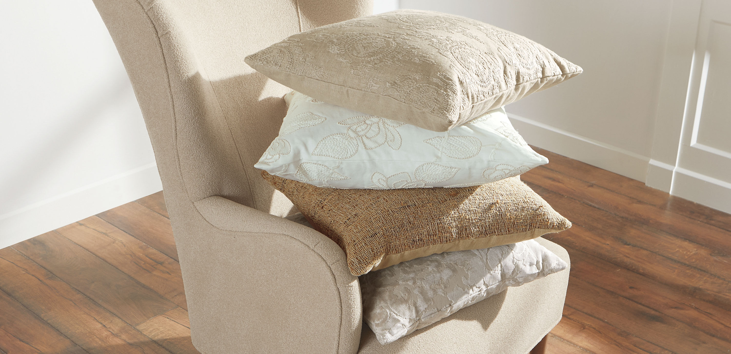 Linen-Blend Floral Embroidered 22" Square Pillow, White_8