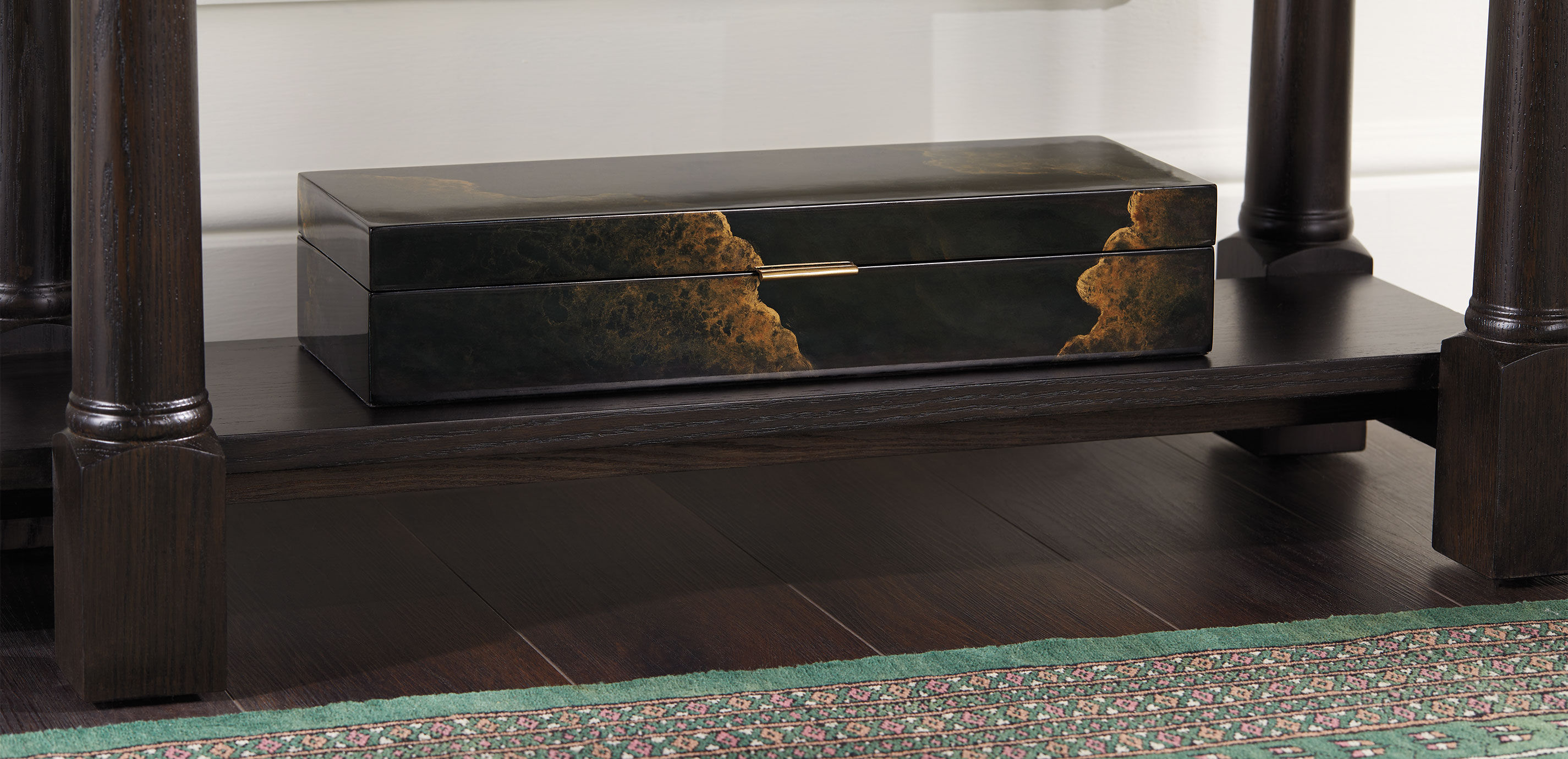 Linear Abstract Decorative Box_7