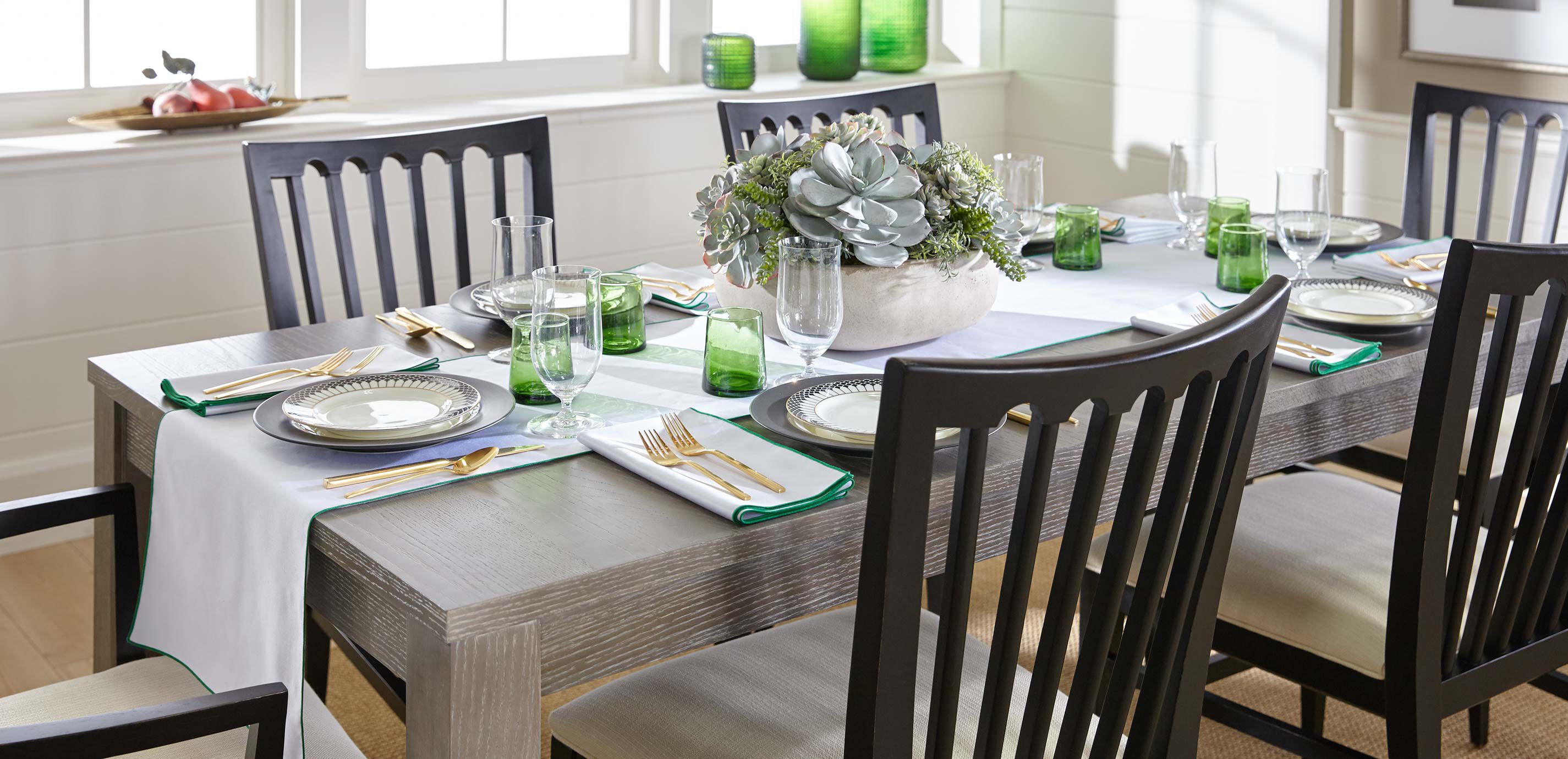 Arlo Custom Embroidered Cloth Placemats, Set of 4_3