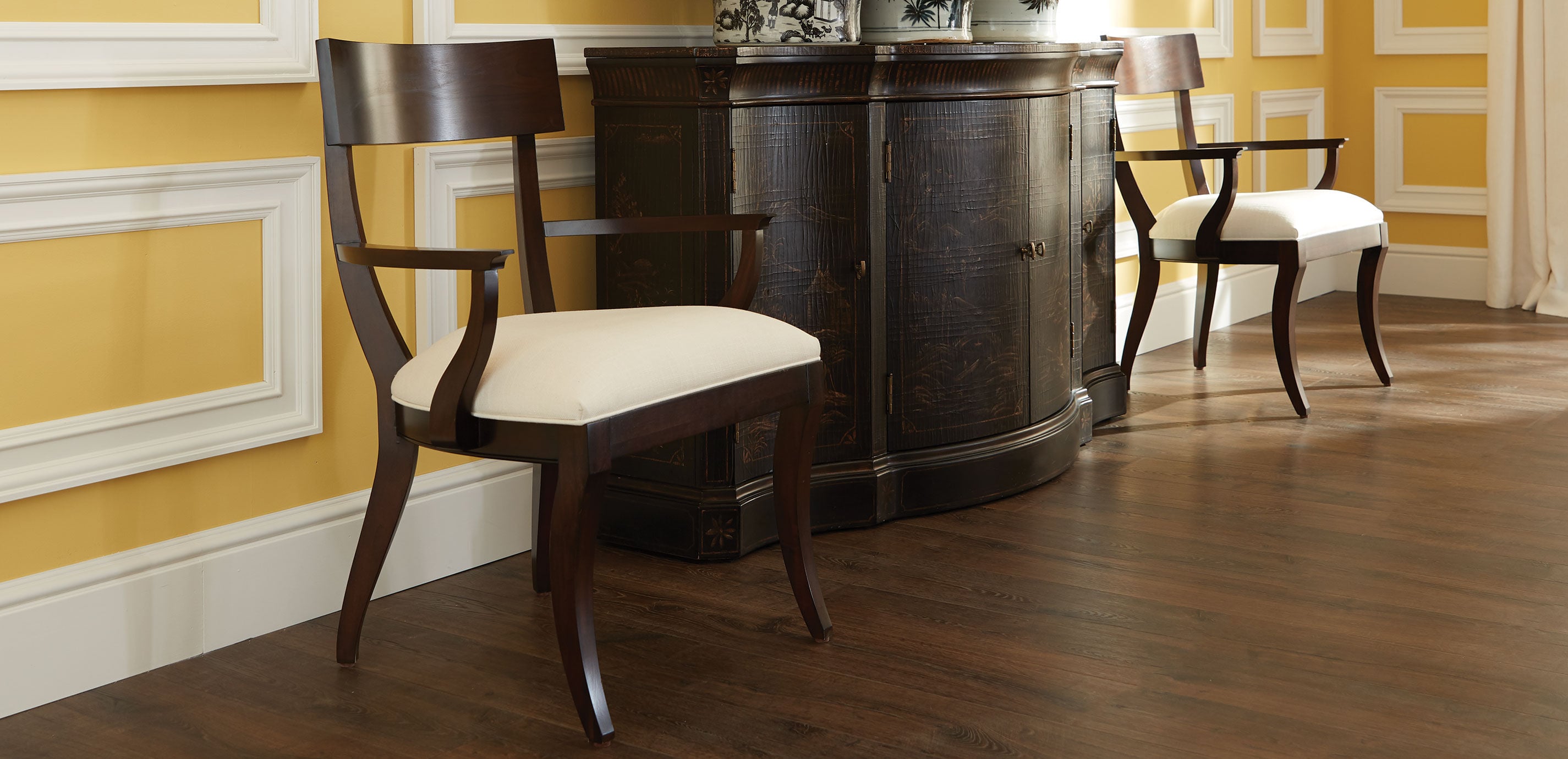 Klismos Armchair_6