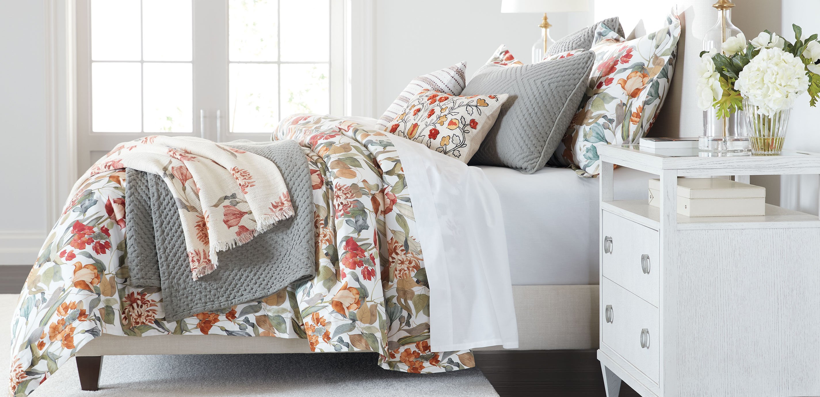 Geometric Matelasse Coverlet and Shams Set, Olive_8