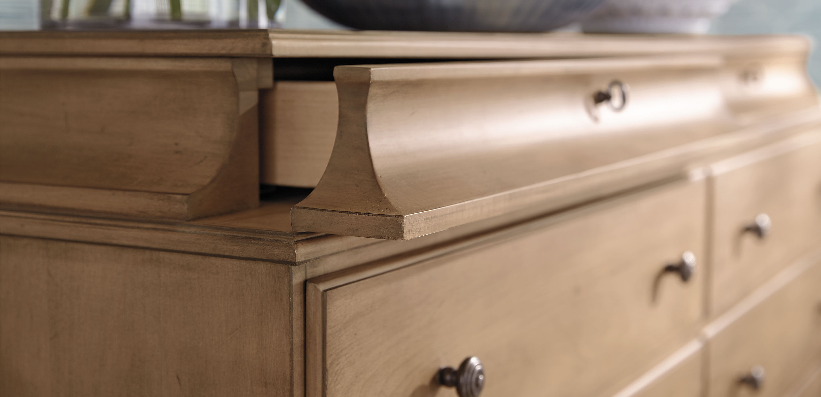 Leora Double Dresser_17