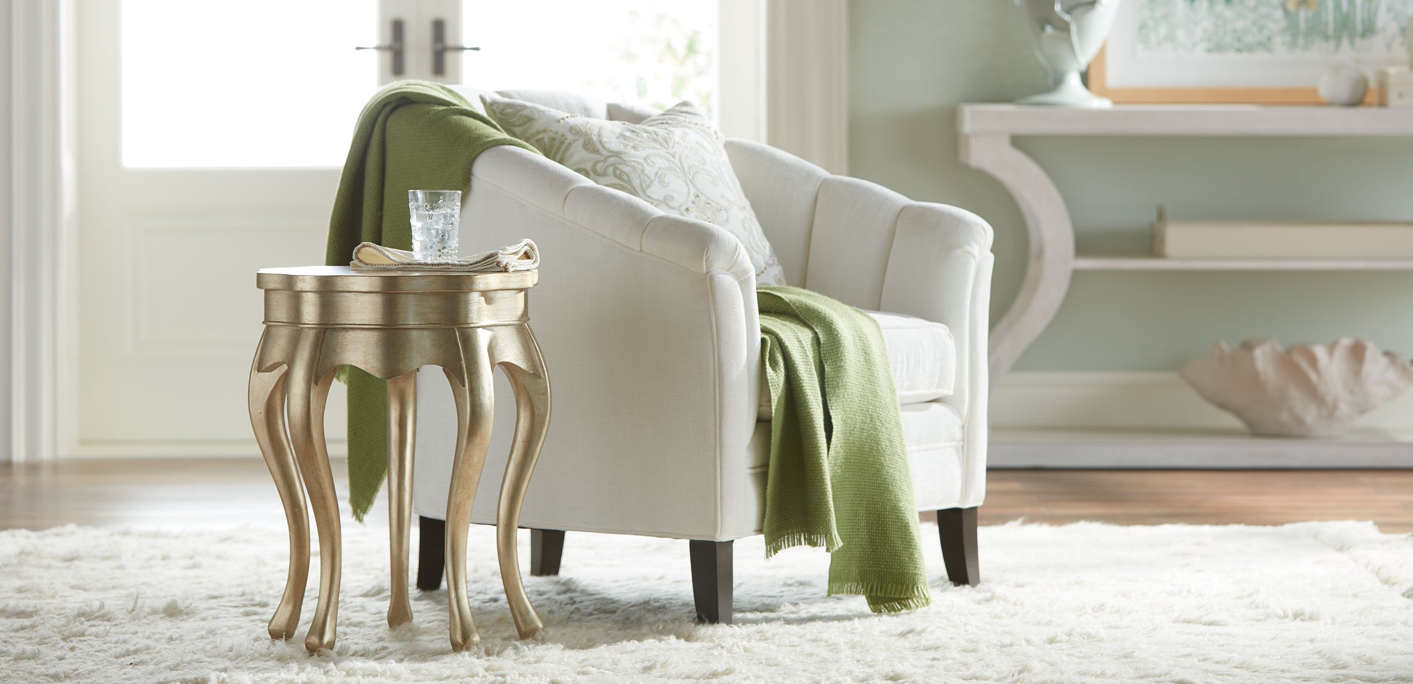 White and Green Embroidered Damask Pillow_4