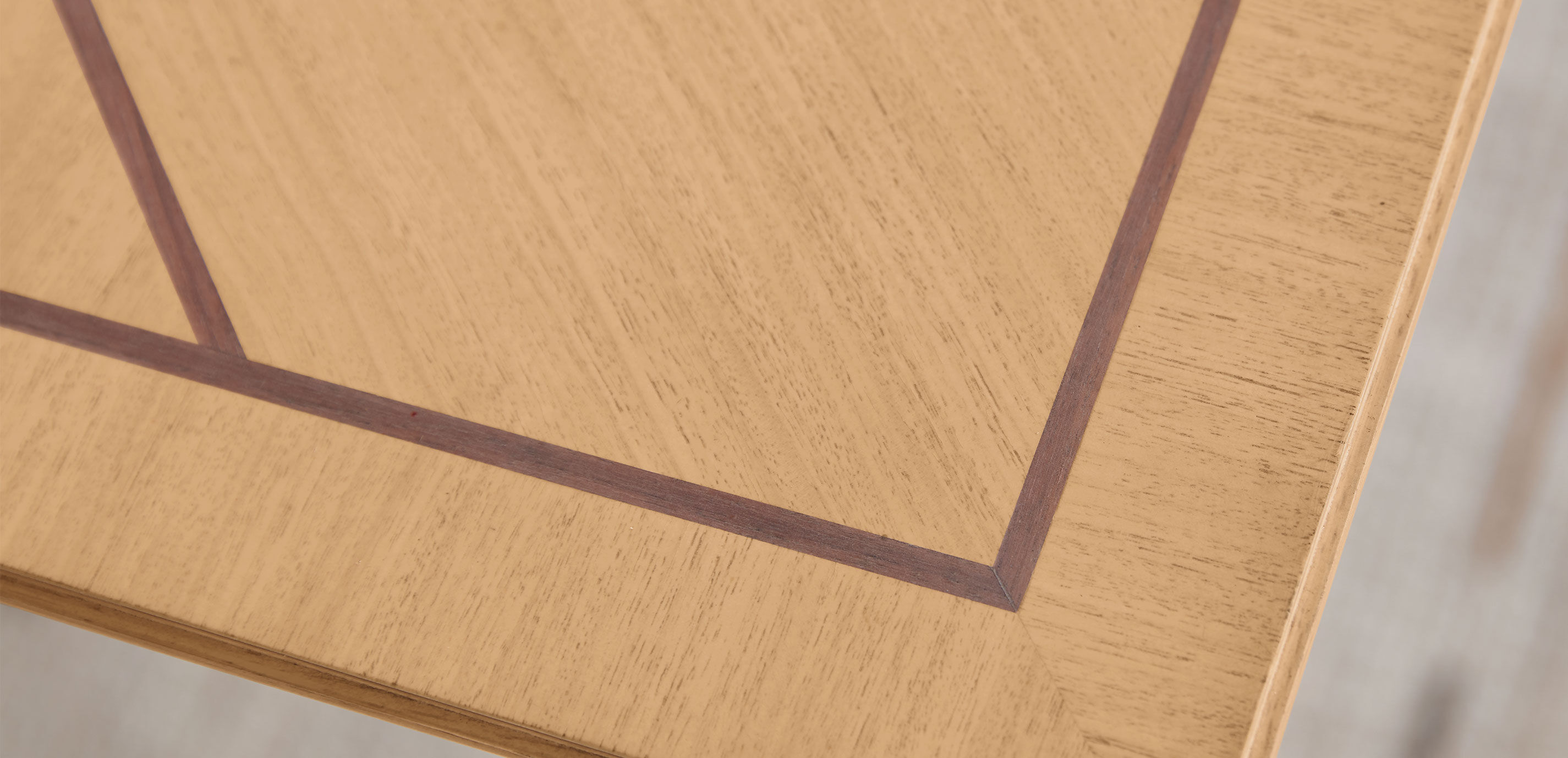 Andie Dining Table_11