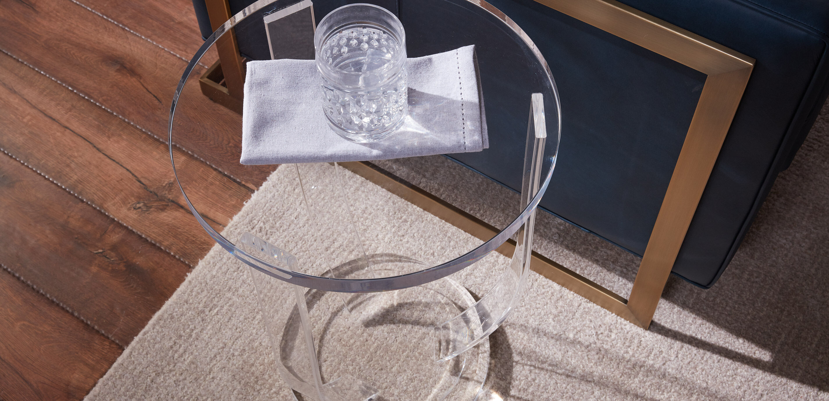 Adaren Modern Accent Table_4