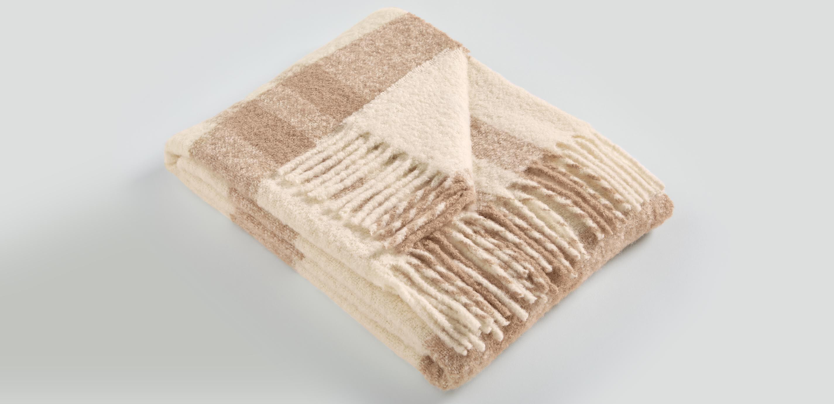 Plaid Alpaca Throw_1