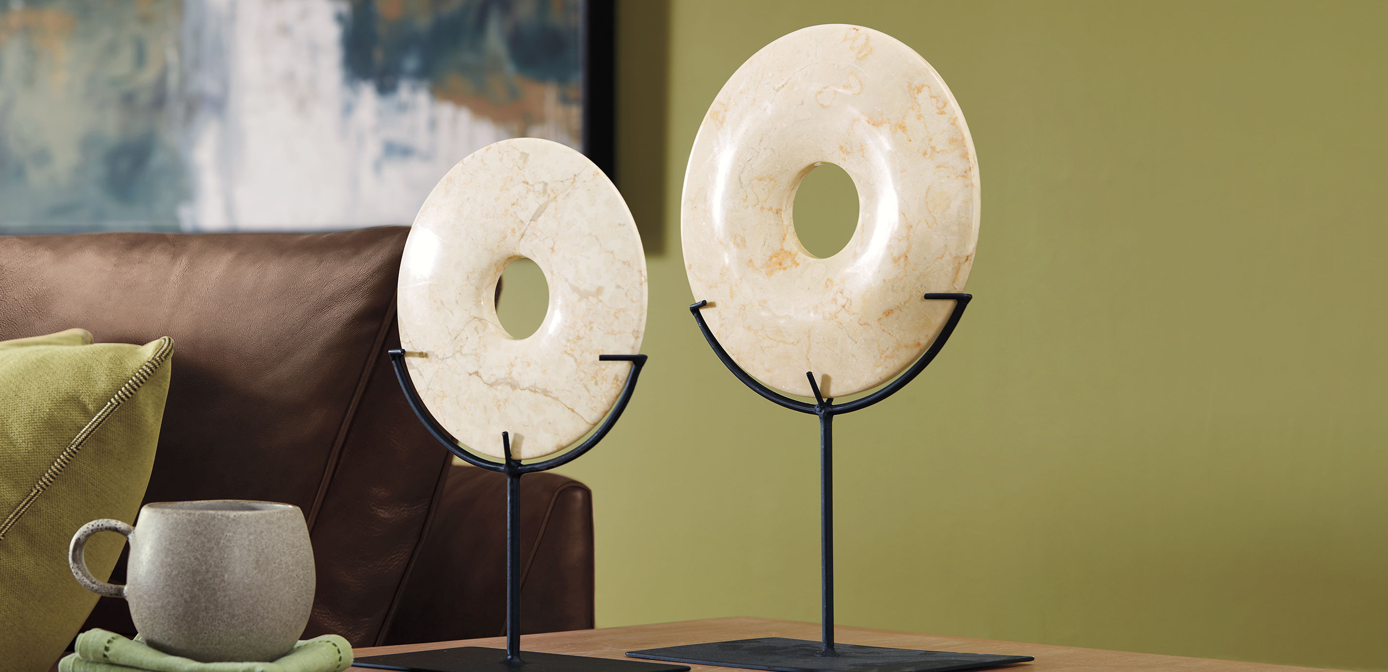 Odin Marble Disc on Stand_3