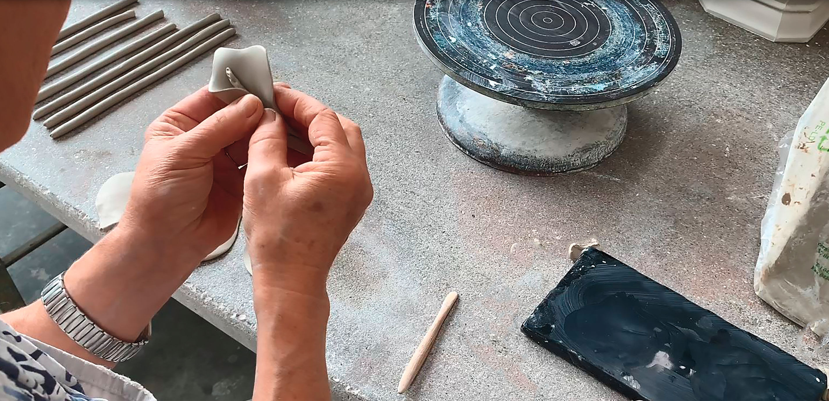 Lillie Ceramic Table Lamp_4