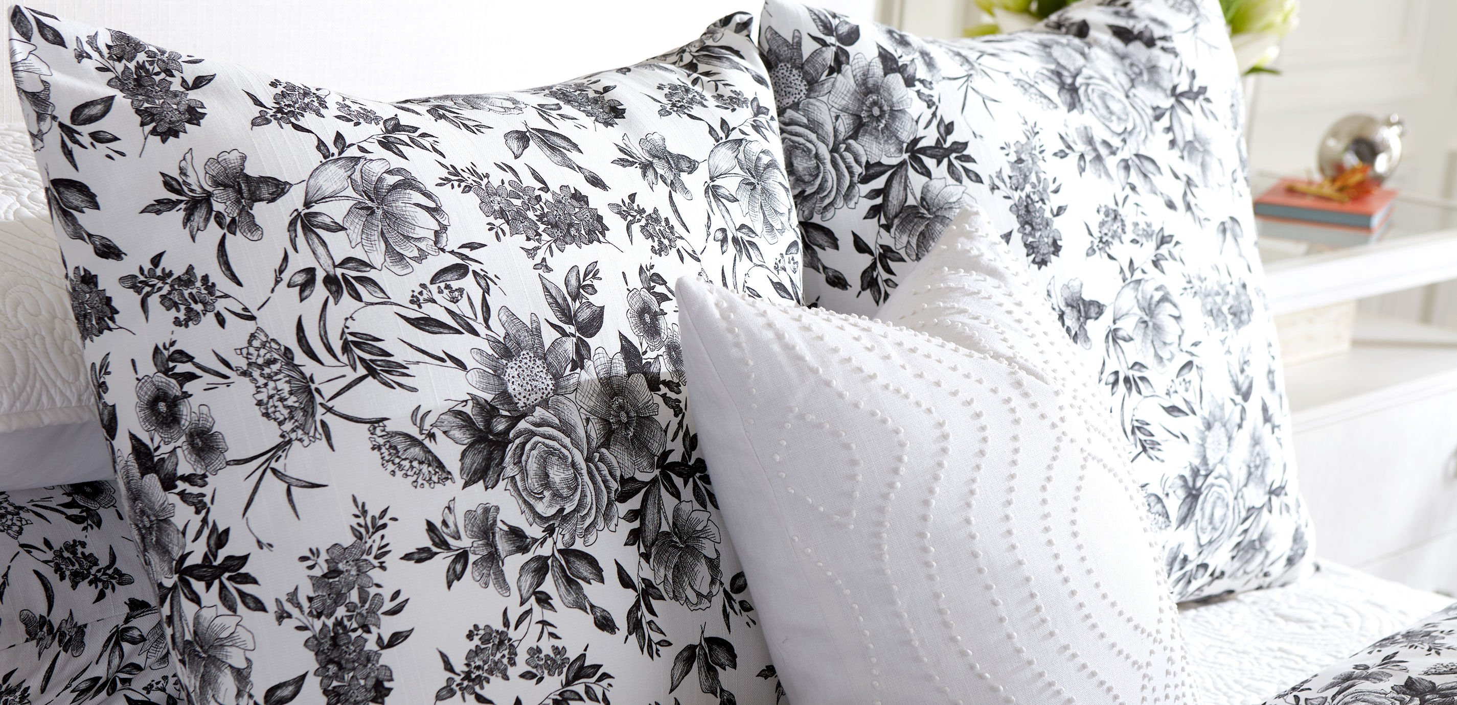 Black & White Printed Euro Sham_2