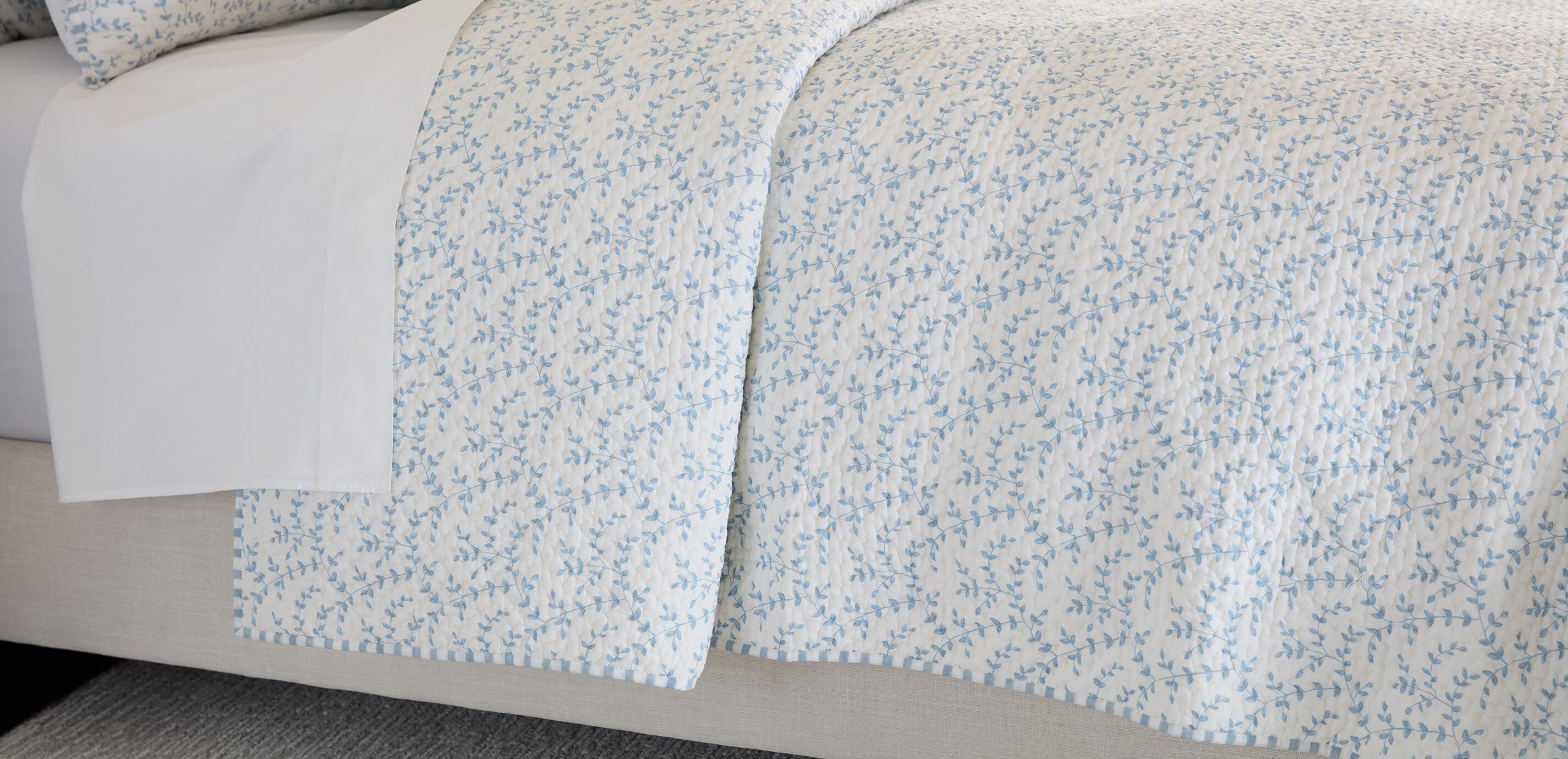 Jasmine Vine Quilt Set_3