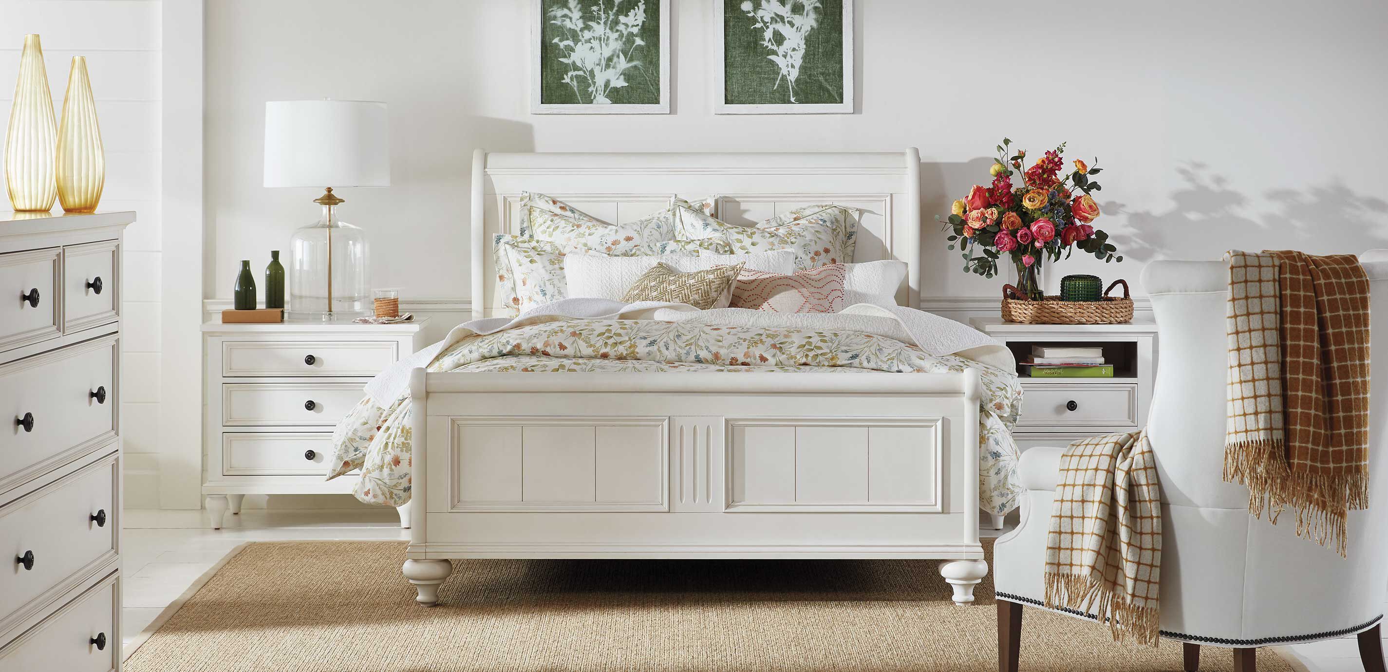 Ethan allen queen sleigh bed sale