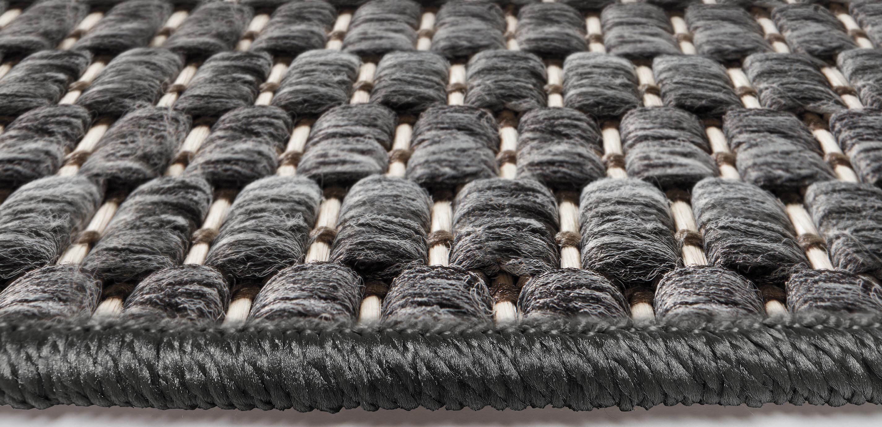 Mystic Harbor Indoor/Outdoor Rug: Serged Edge_3