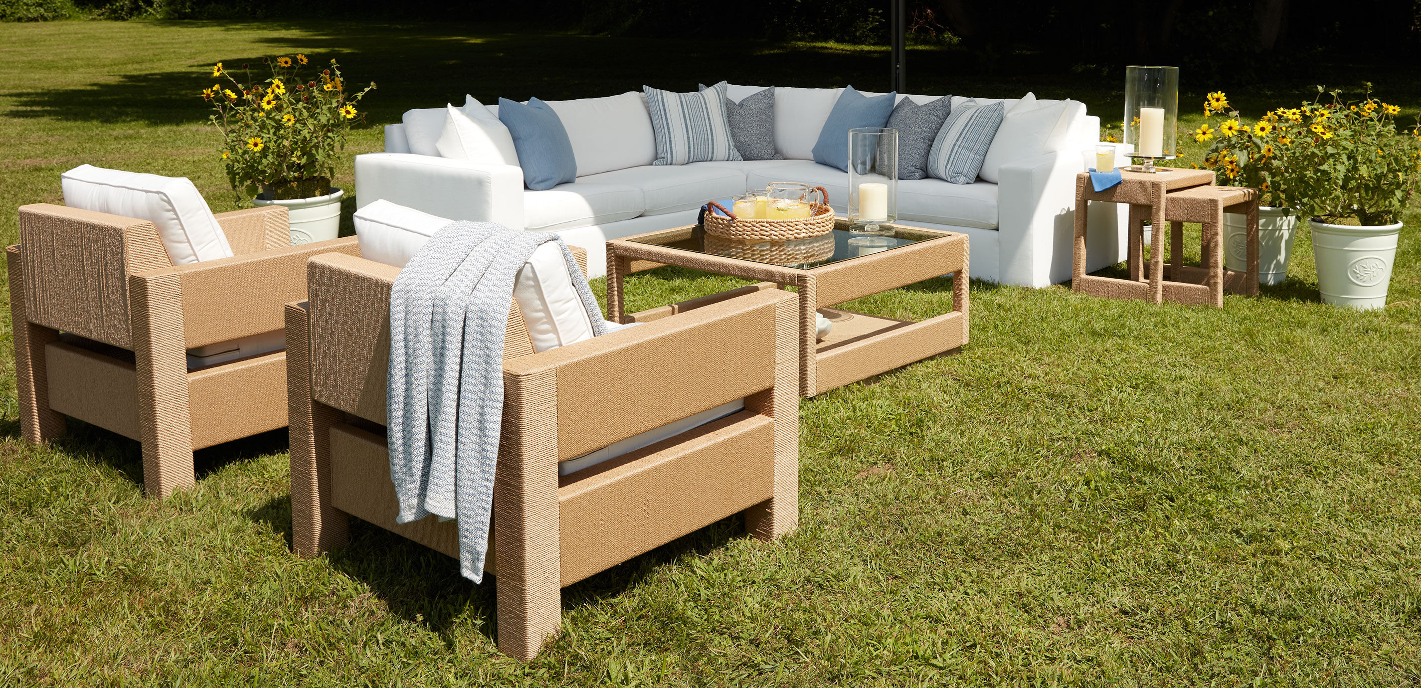 Sonesta Bay Square Outdoor Coffee Table_10