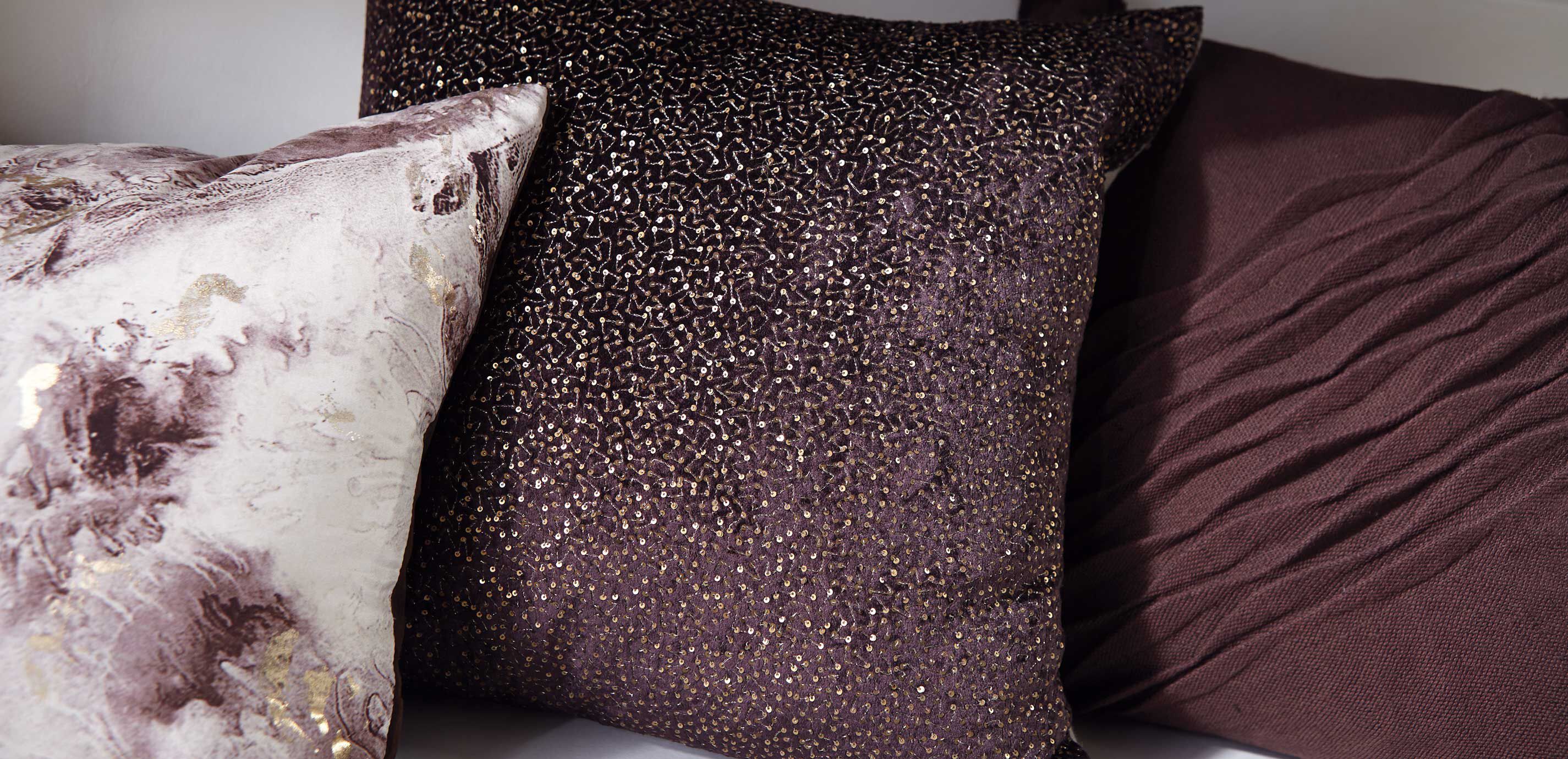 Sequined Velvet Pillow_5