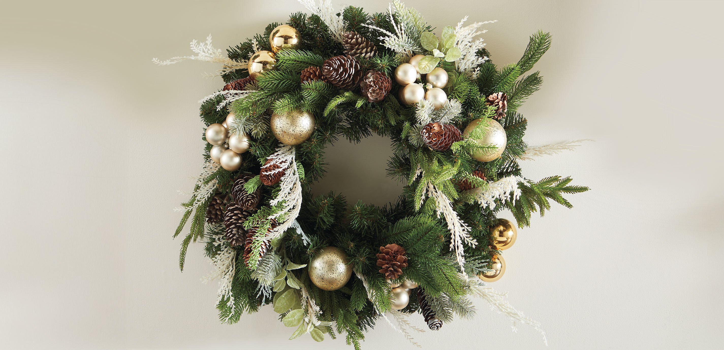 26" Champagne Holiday Wreath_3