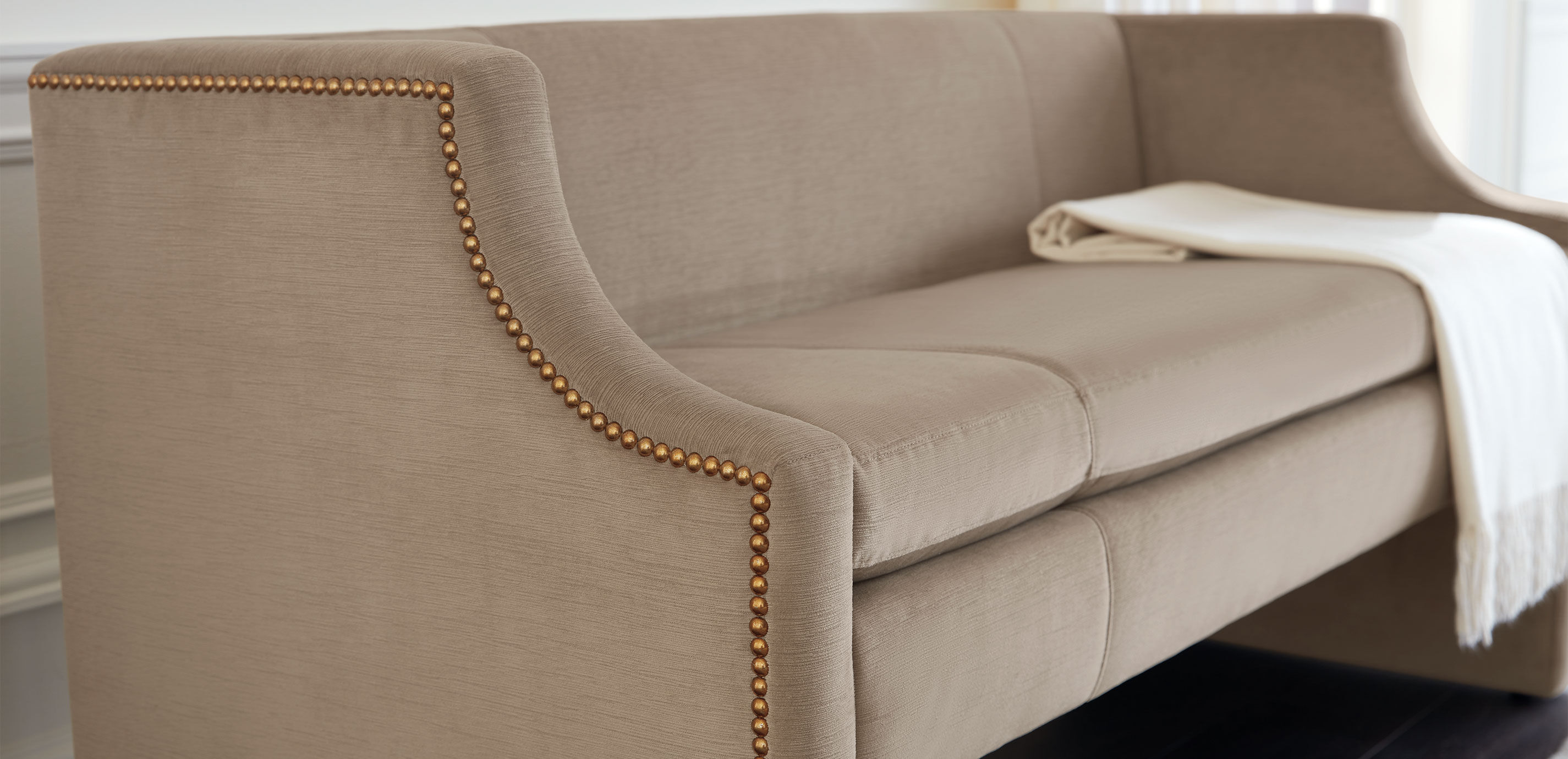 Samira Fully Upholstered Bench_5