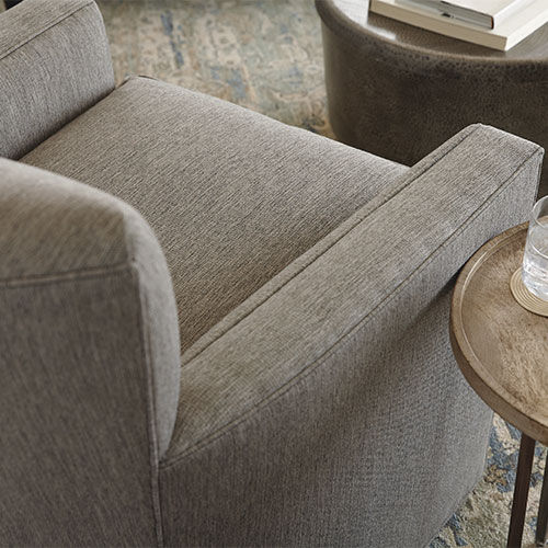 Turner Swivel Chair 