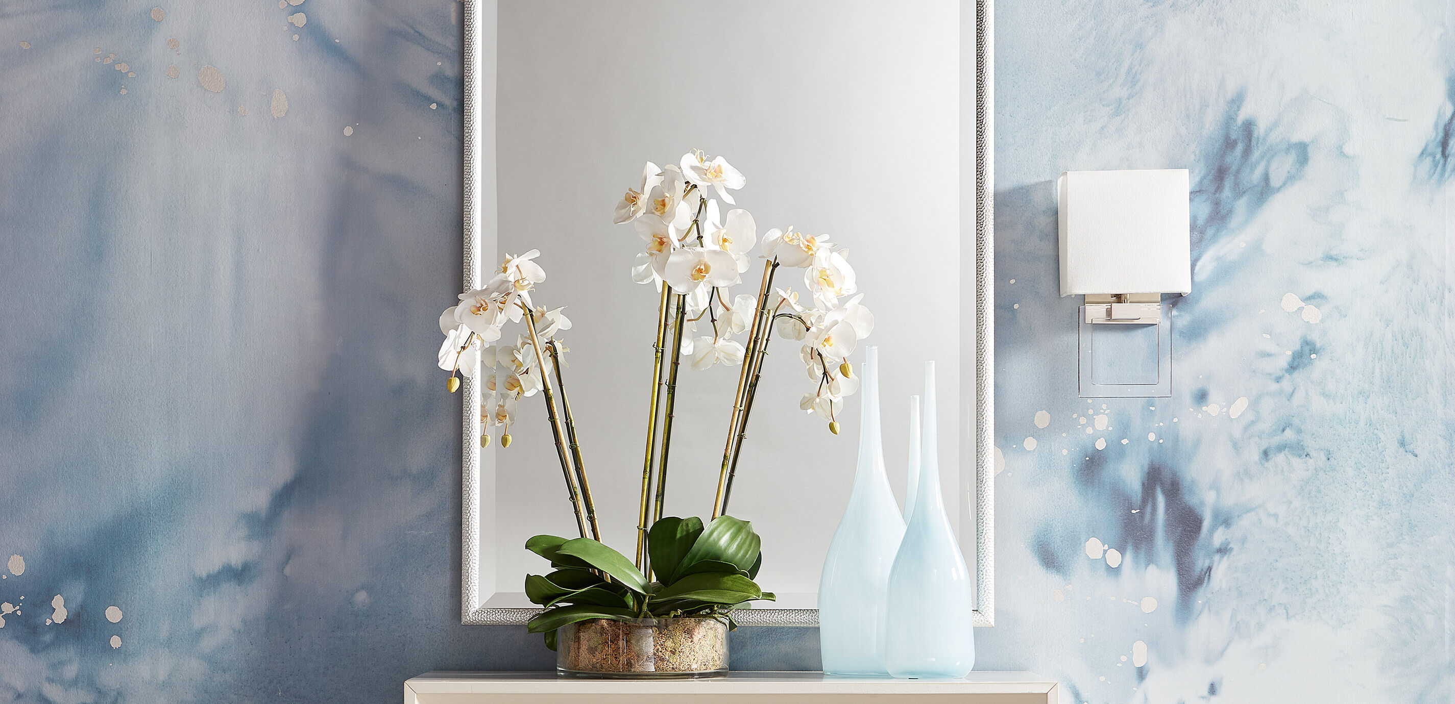 Lidya Acrylic Wall Sconce_4