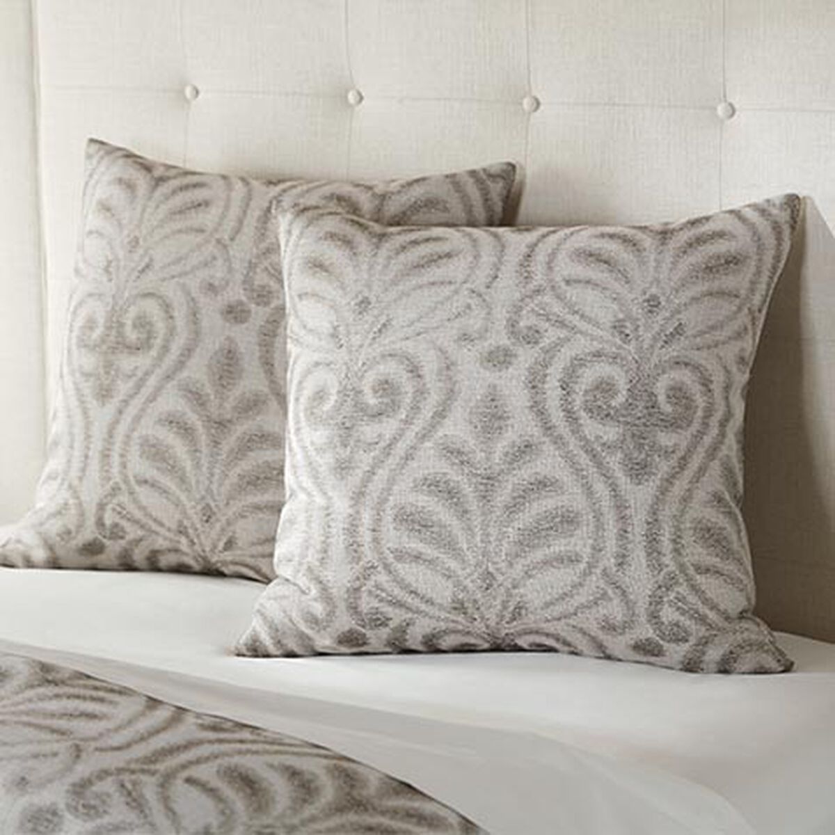 Washed Linen Scroll Sham