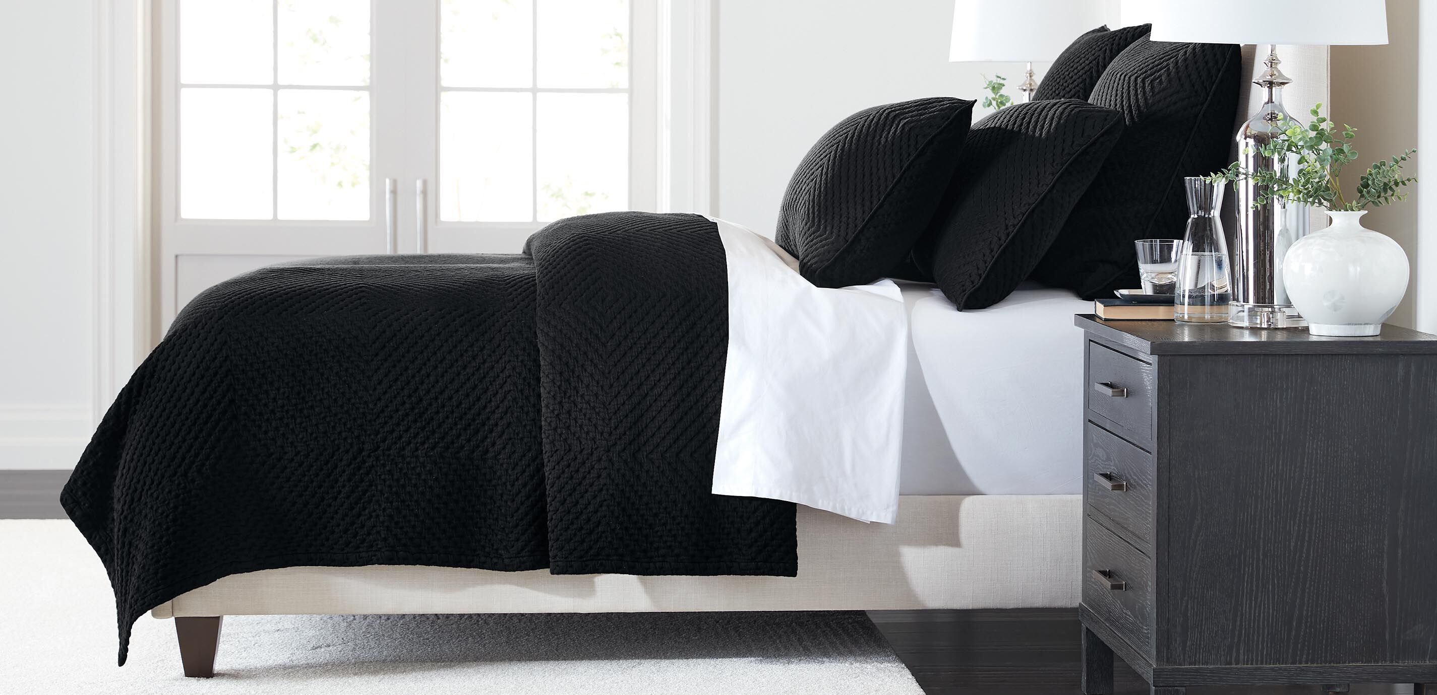 Geometric Matelasse Coverlet and Shams Set, Black_1