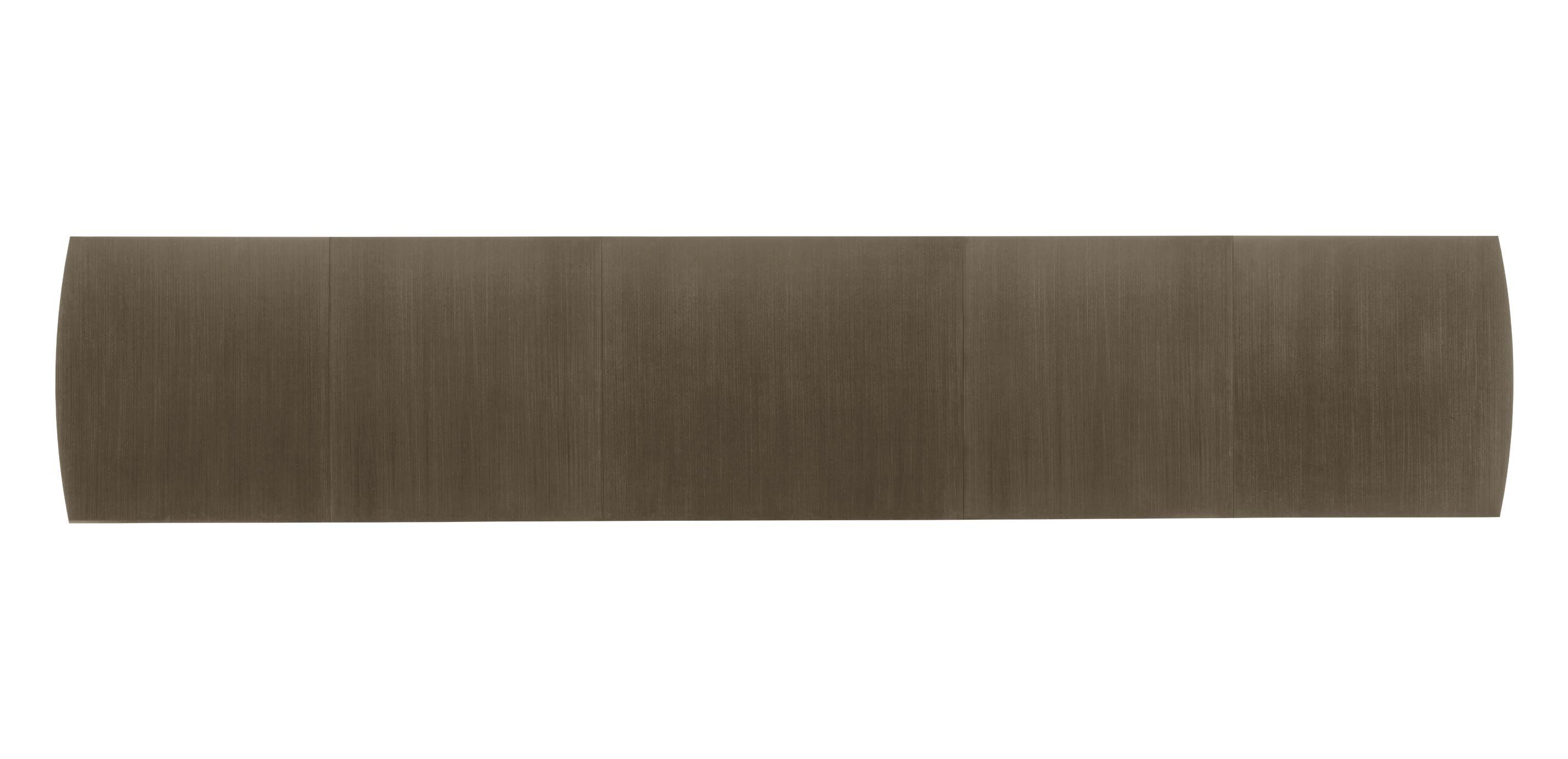 Evansview Grand Dining Table_3