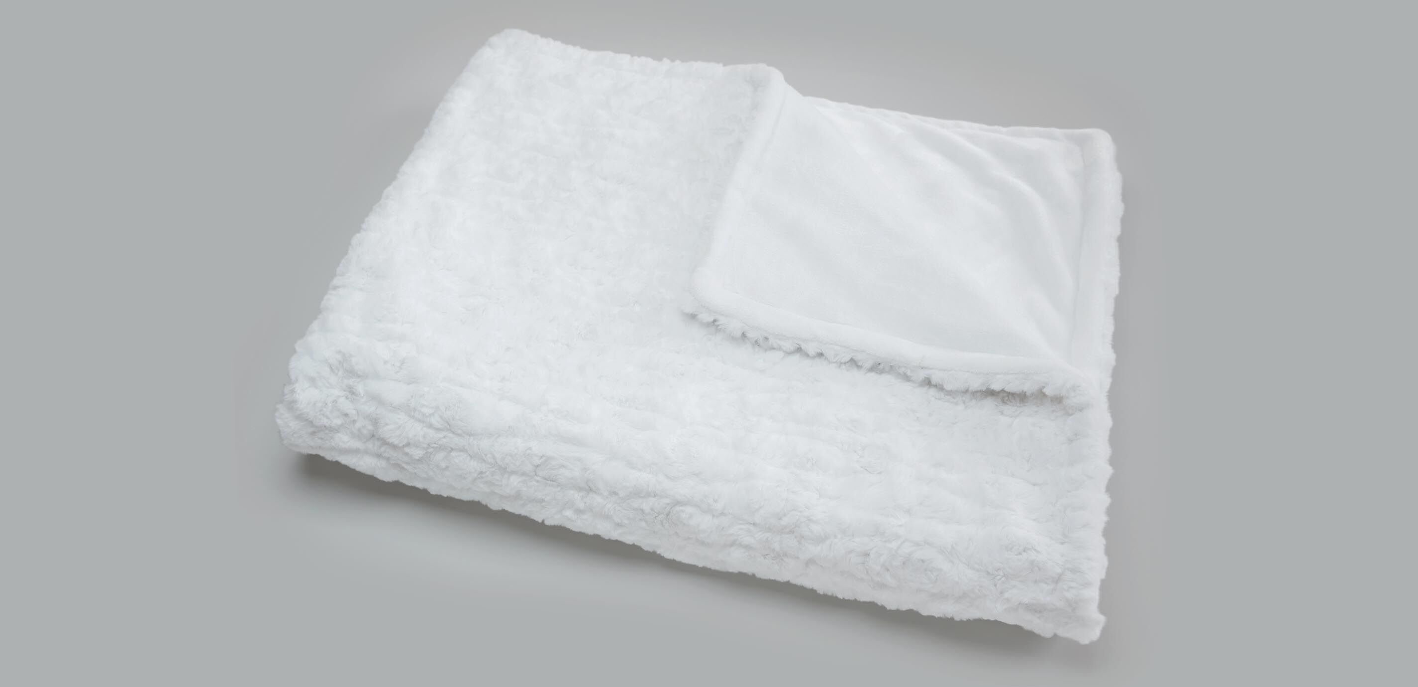 Faux Fur Luxe Throw_3