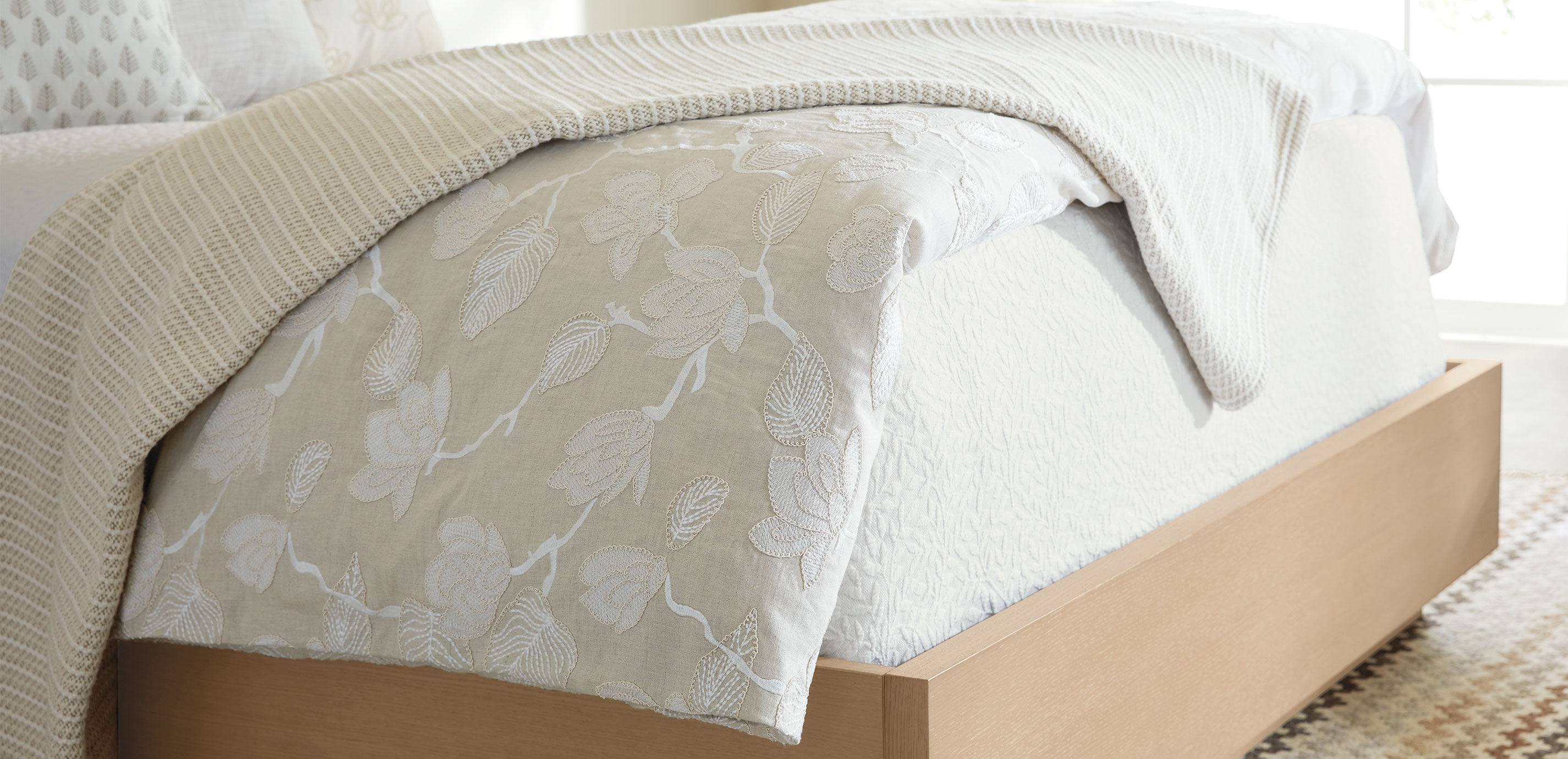 Linen-Blend Floral Embroidered Duvet Cover and Shams Set, Natural_7