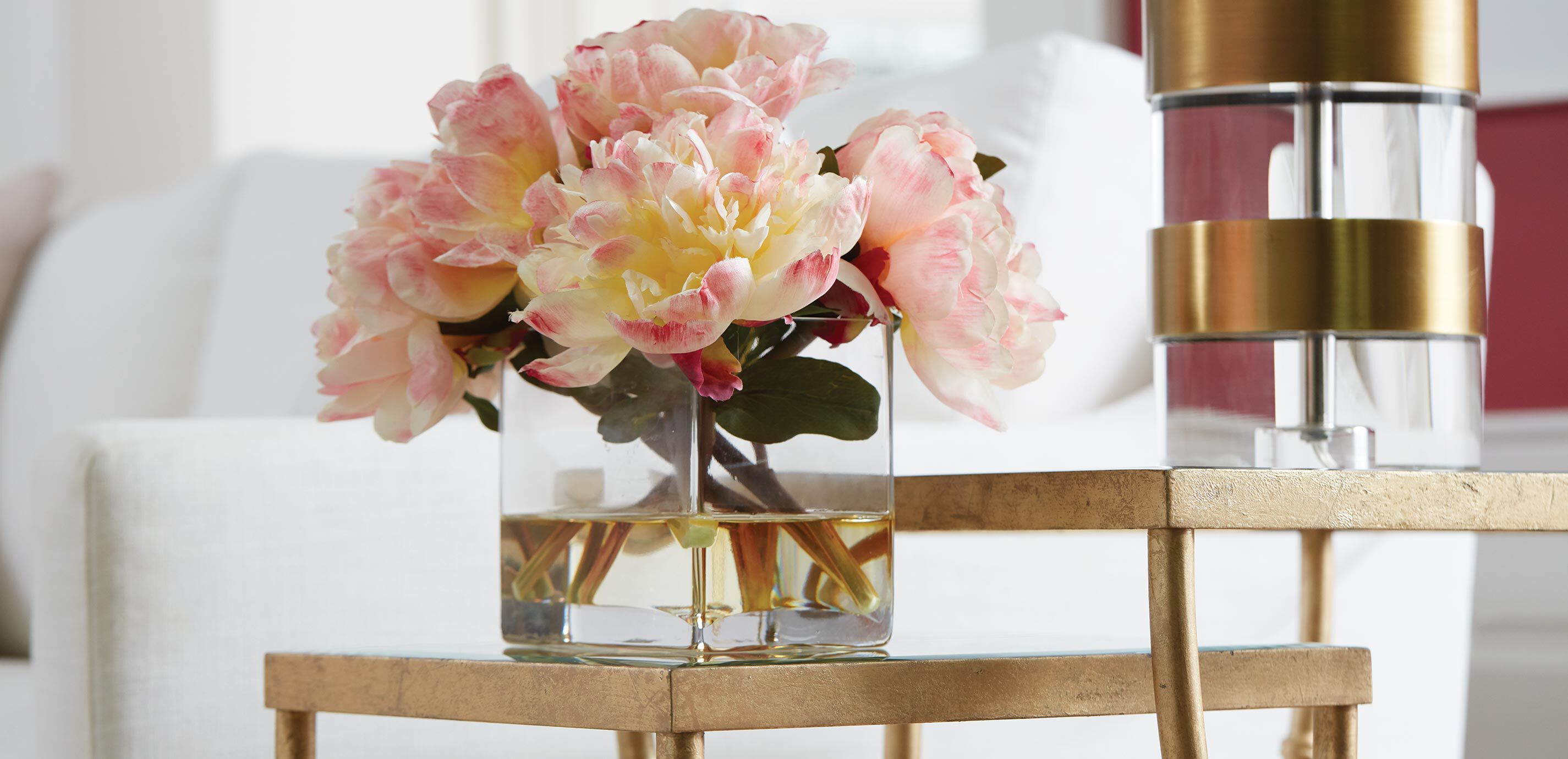 Peach Peonies in Rectangular Glass Vase_3