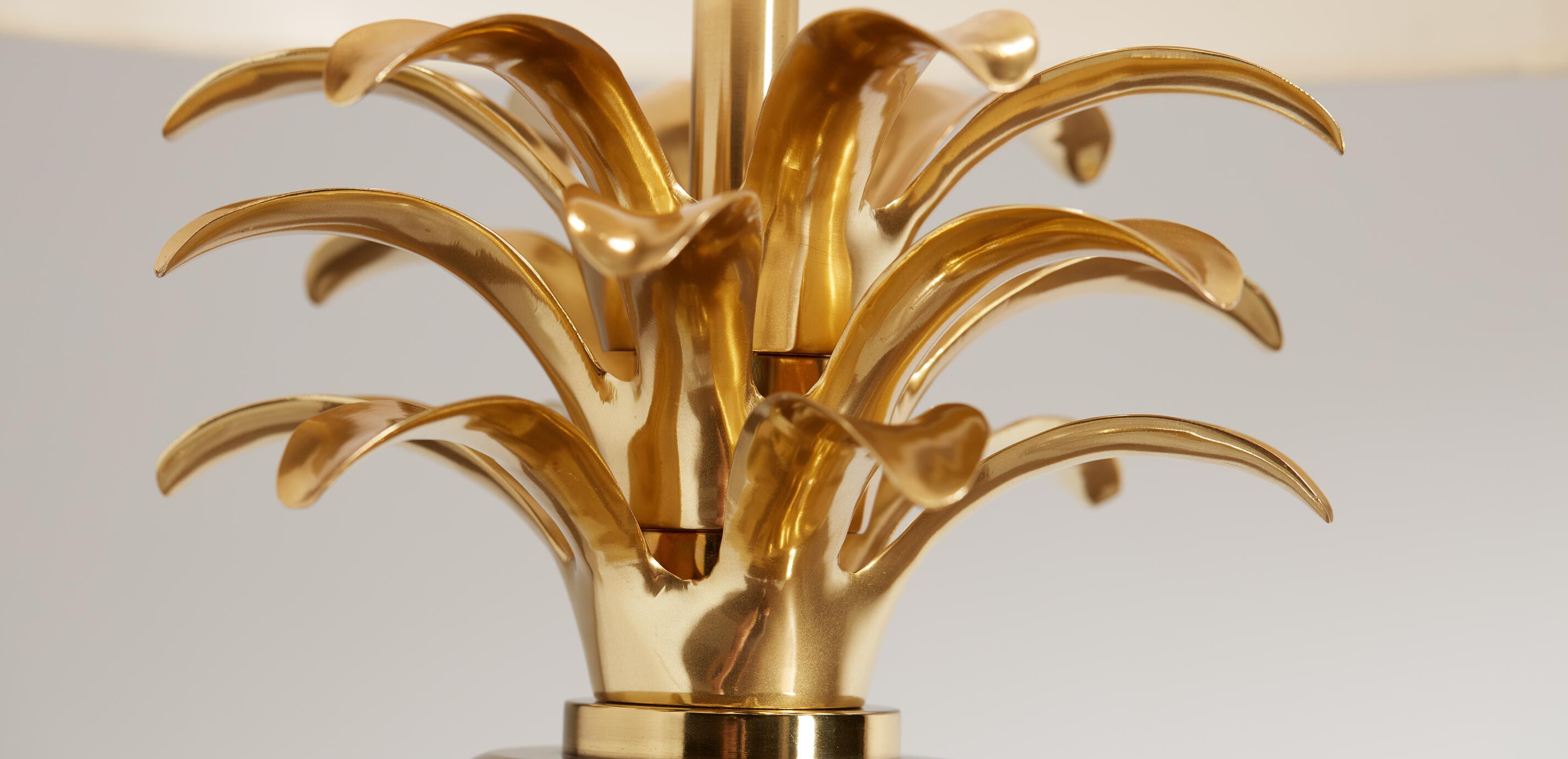 Ethan allen pineapple shop lamp