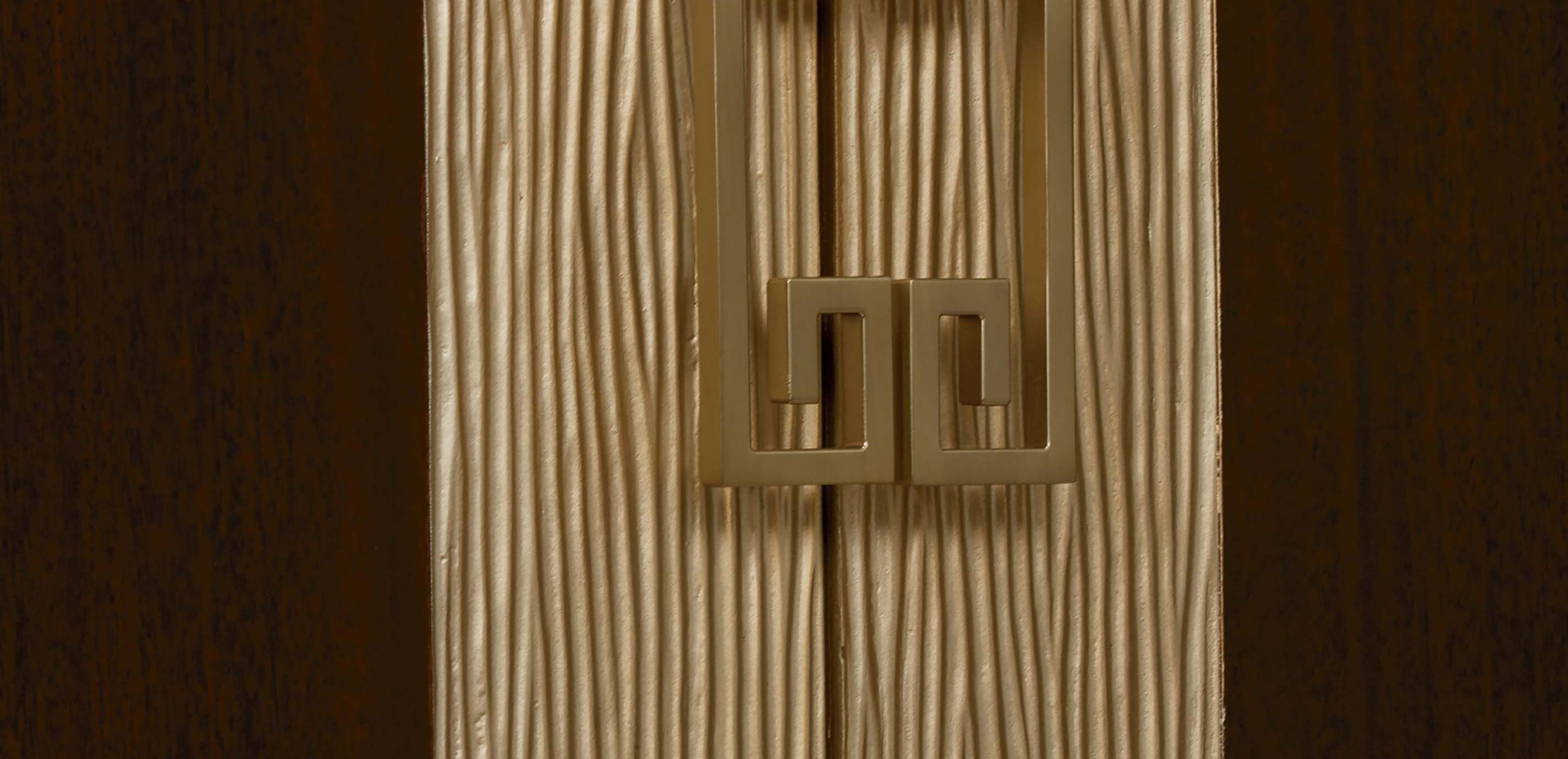 Evansview Bar Cabinet_5