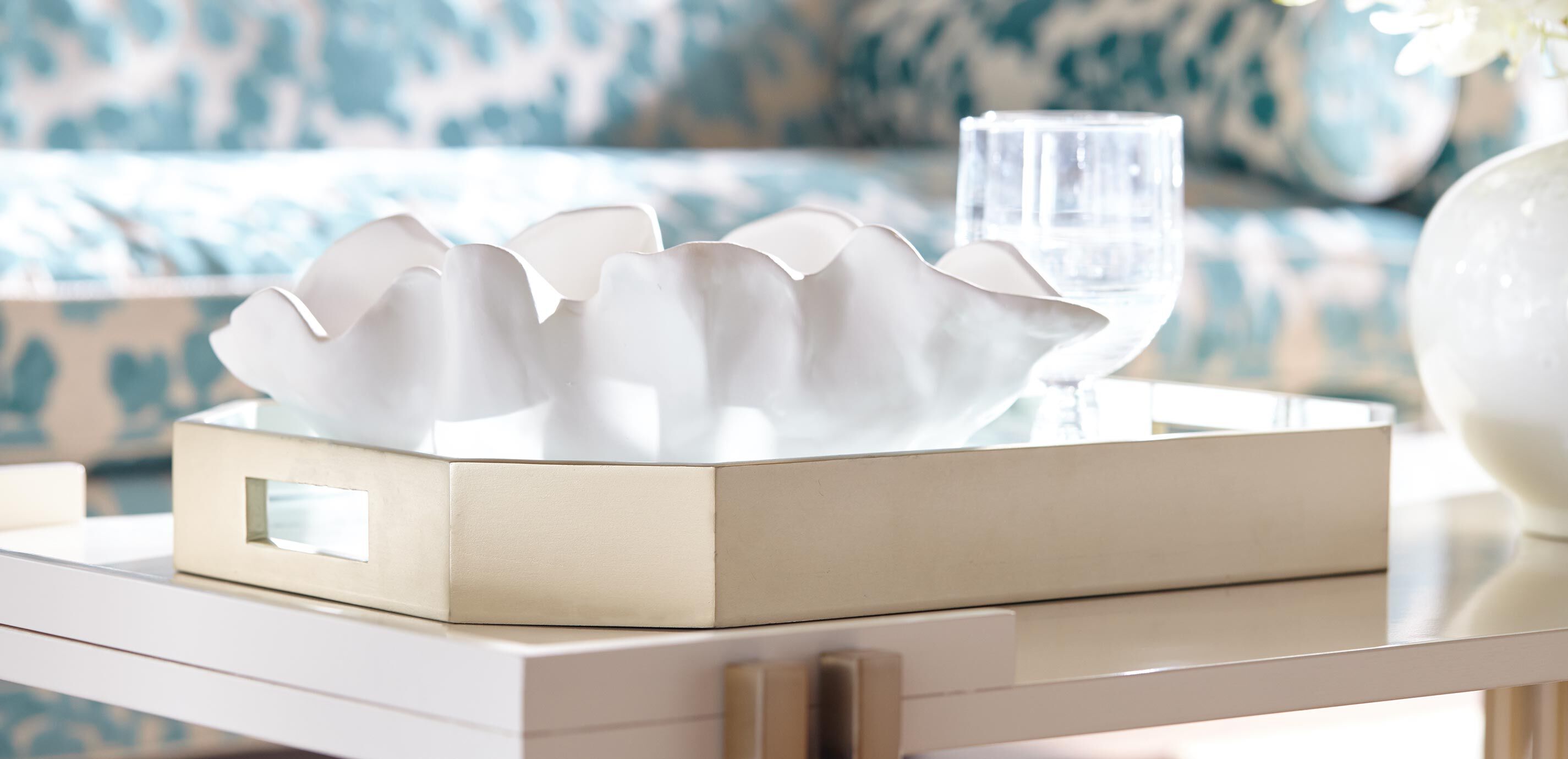 Zaria Reverse-Painted Mirror Tray_2