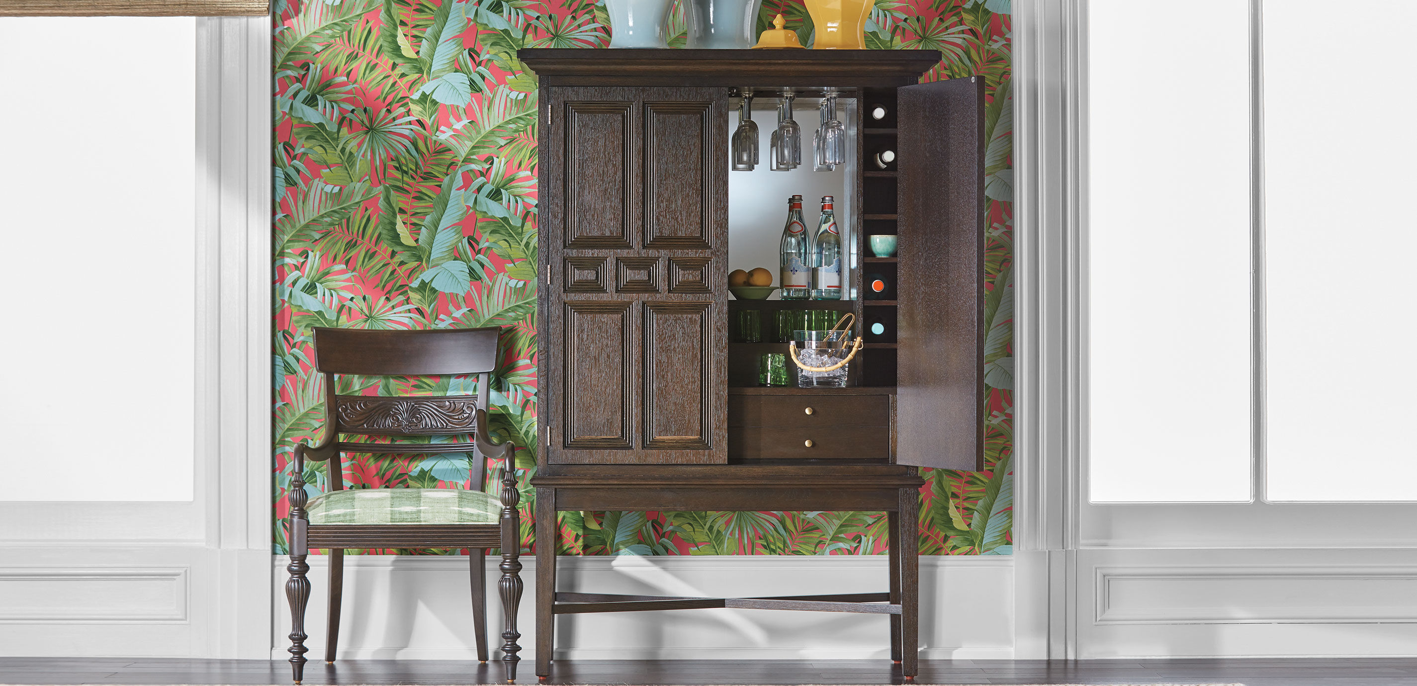 Carys Bar Cabinet_7